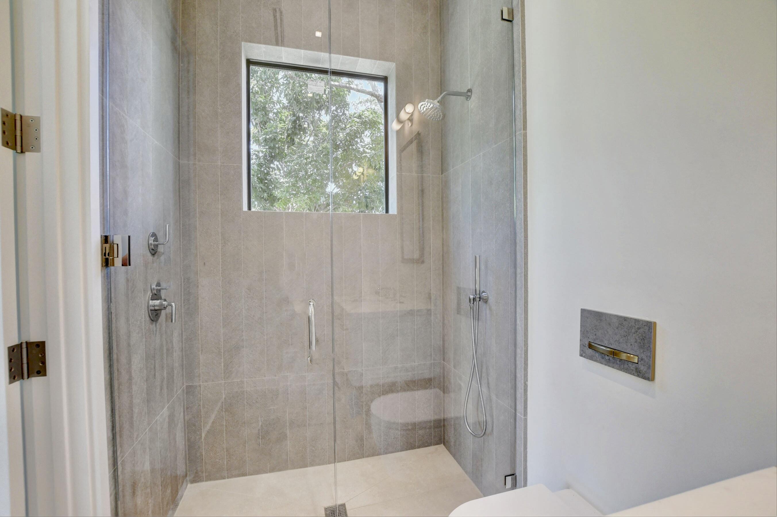 BOCA RATON HILLS SEC 2 - Residential