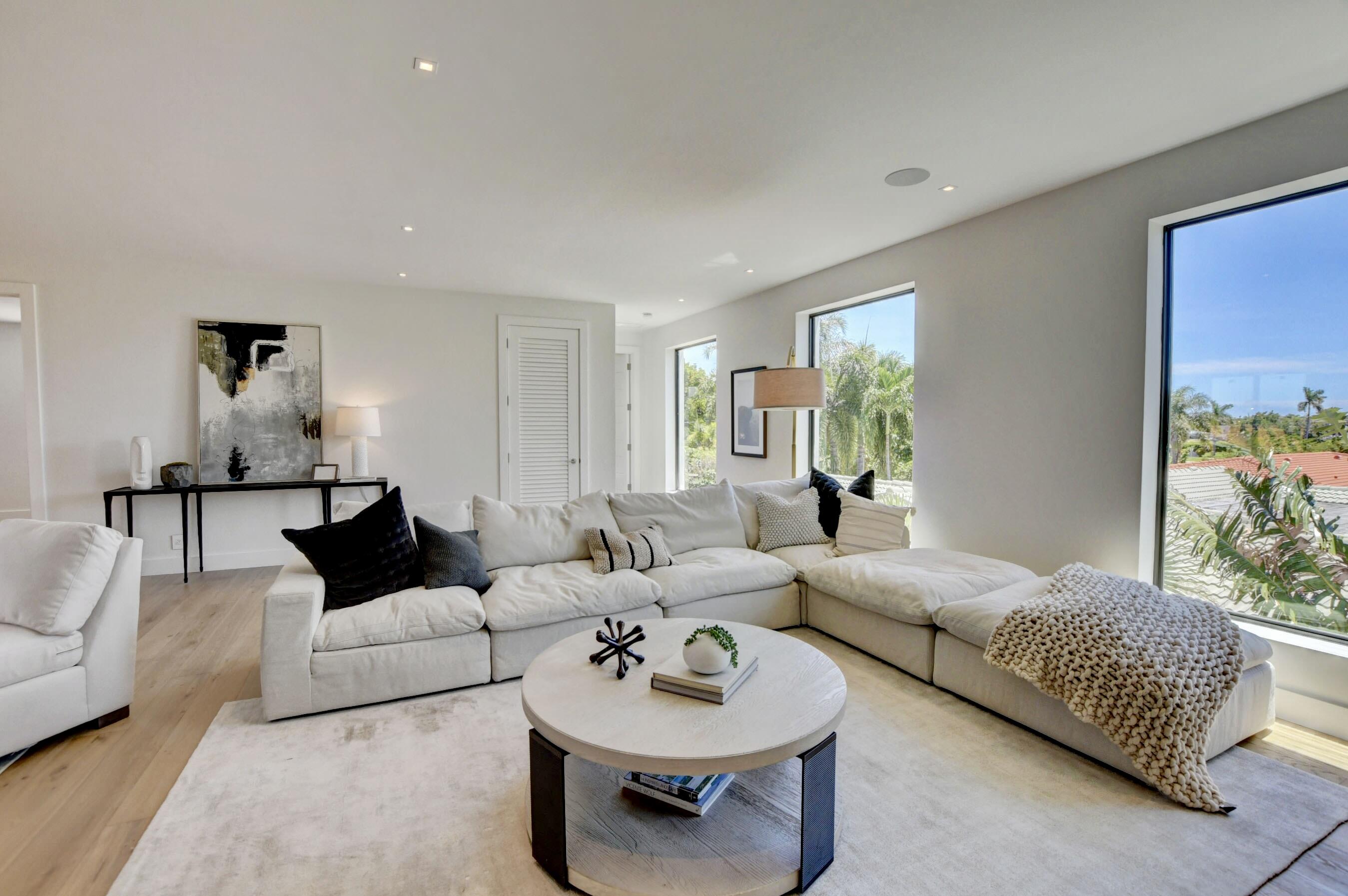 BOCA RATON HILLS SEC 2 - Residential