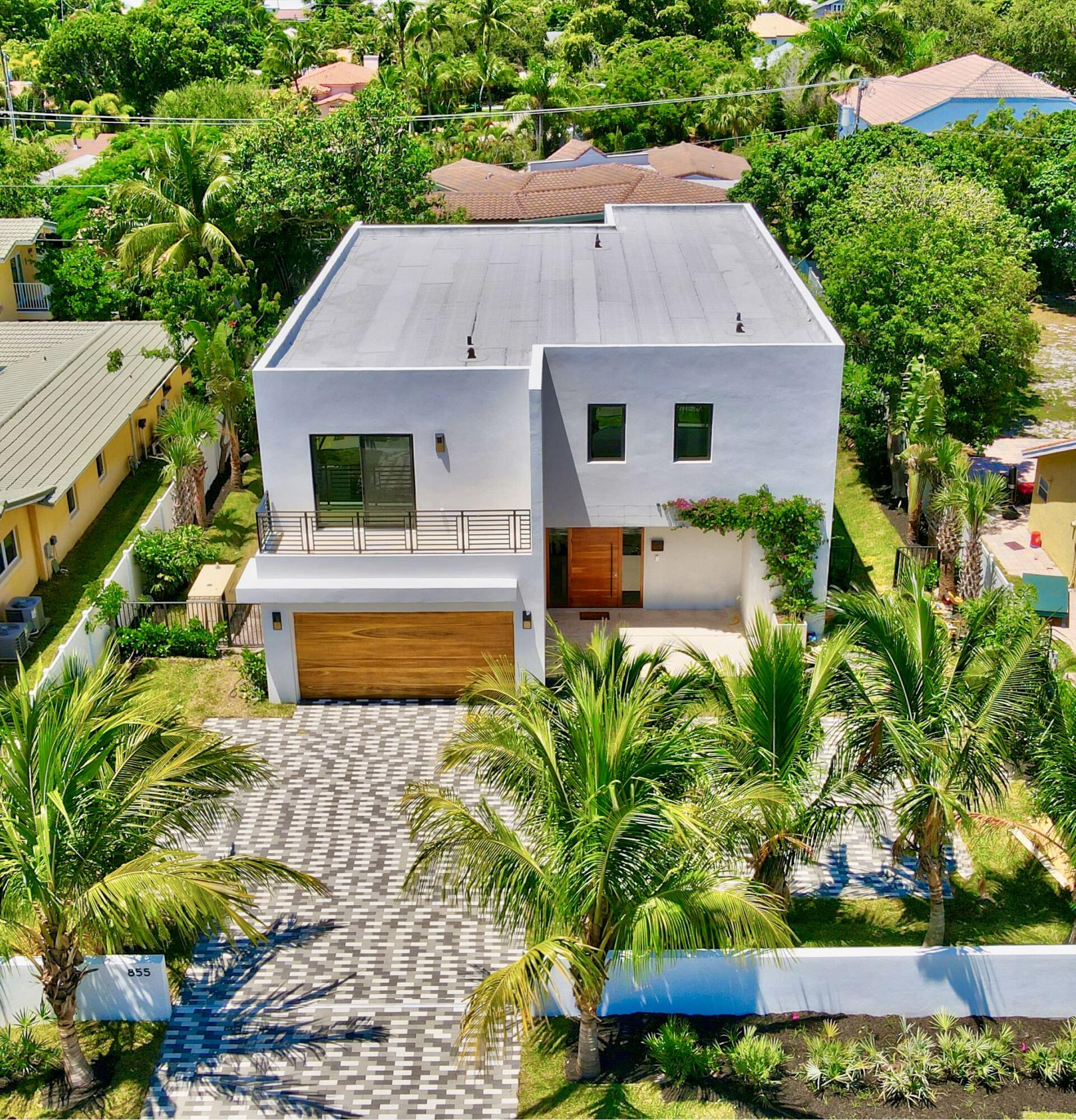 BOCA RATON HILLS SEC 2 - Residential
