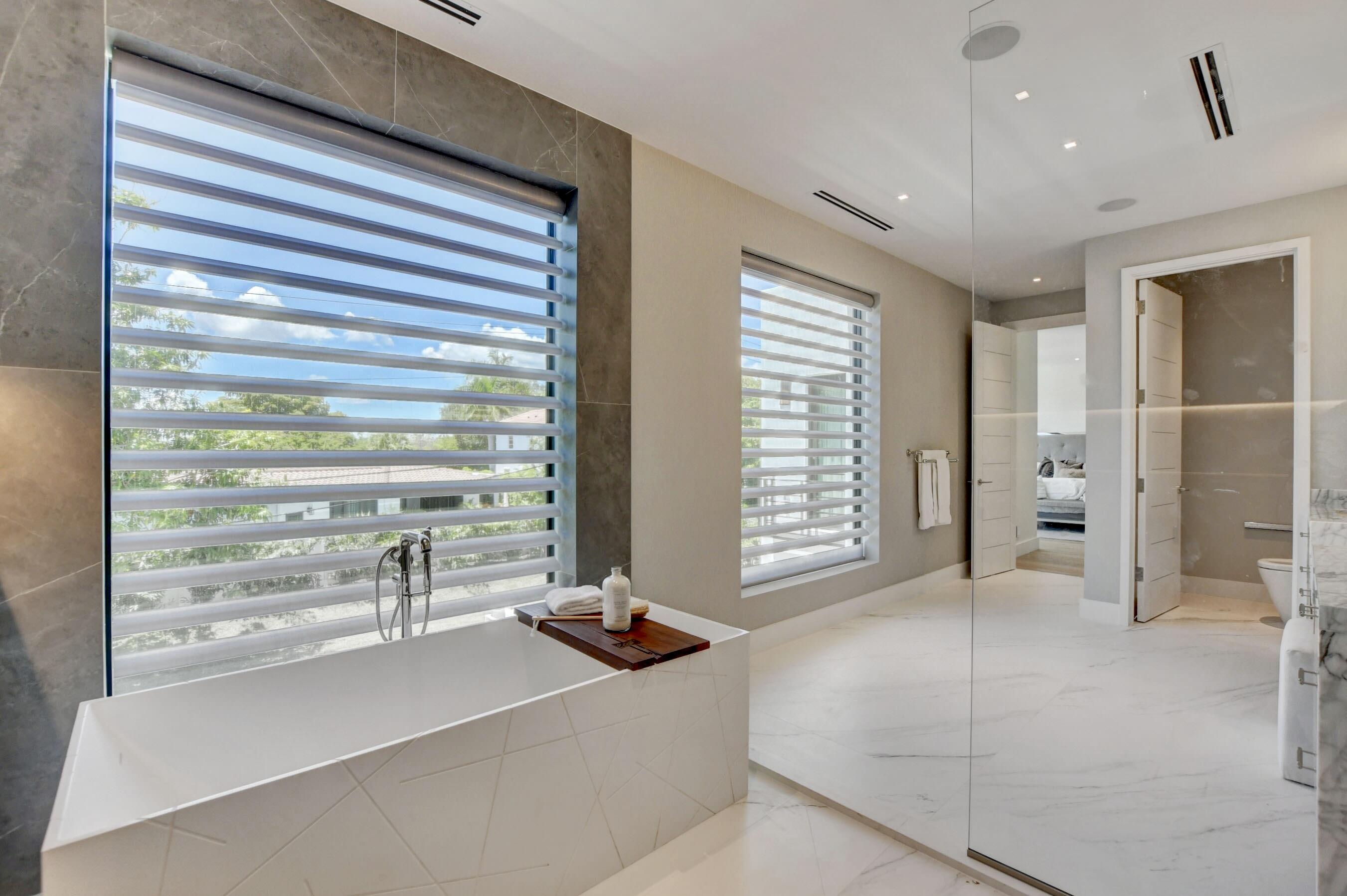BOCA RATON HILLS SEC 2 - Residential
