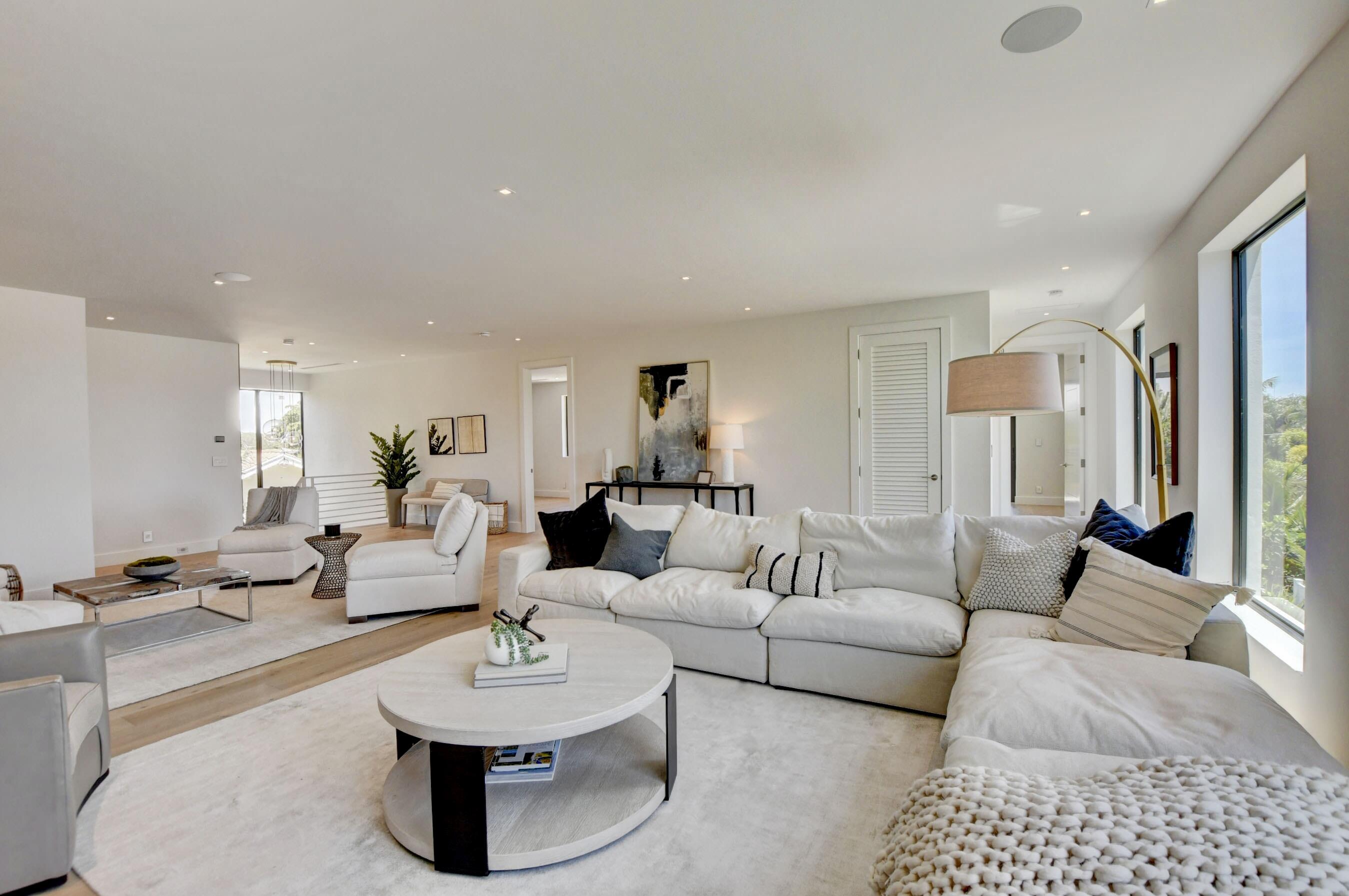 BOCA RATON HILLS SEC 2 - Residential