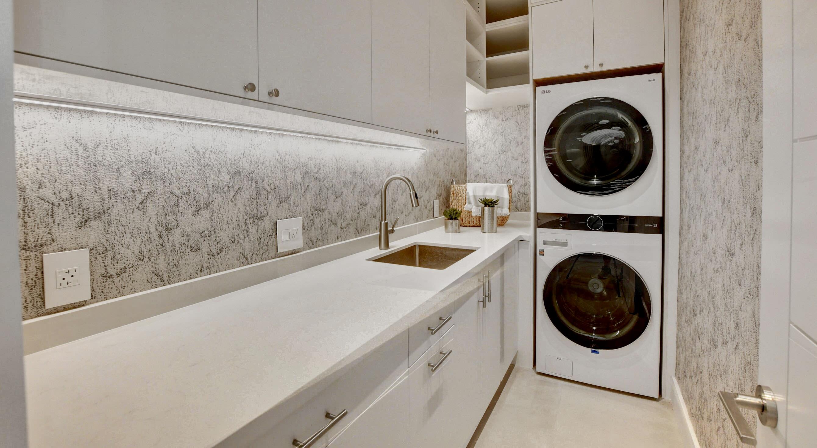 BOCA RATON HILLS SEC 2 - Residential