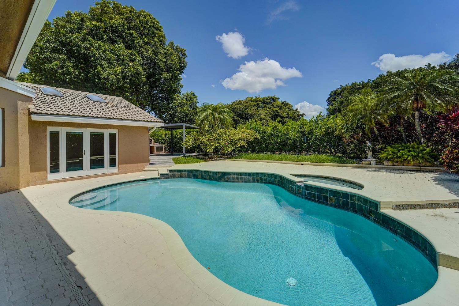 EAGLE POINT - Residential