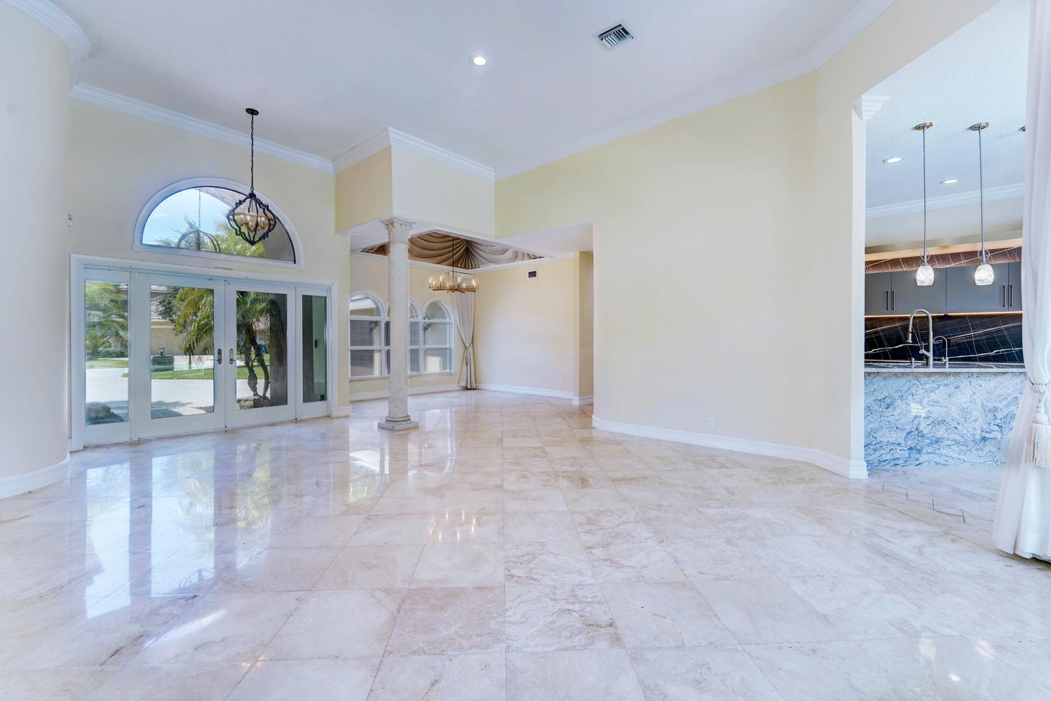 EAGLE POINT - Residential