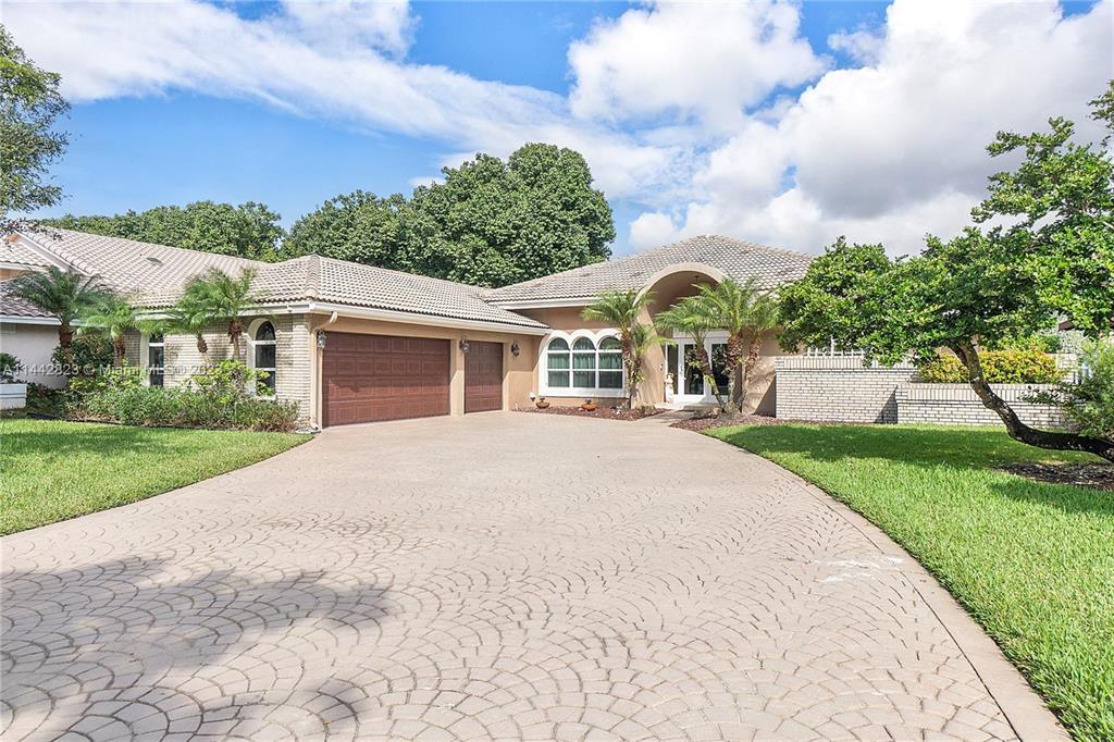 EAGLE POINT - Residential