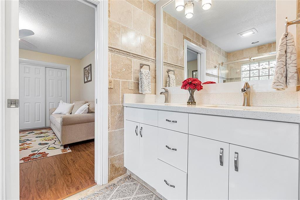 EAGLE POINT - Residential