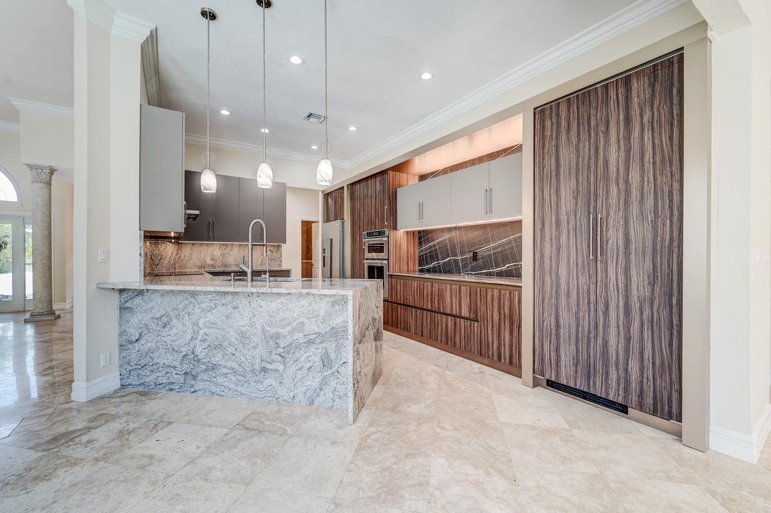 EAGLE POINT - Residential