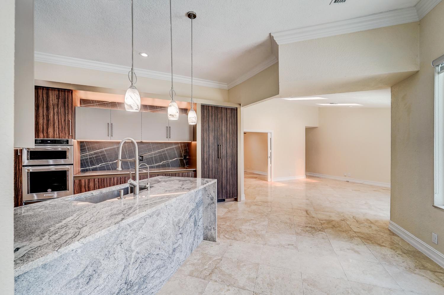 EAGLE POINT - Residential