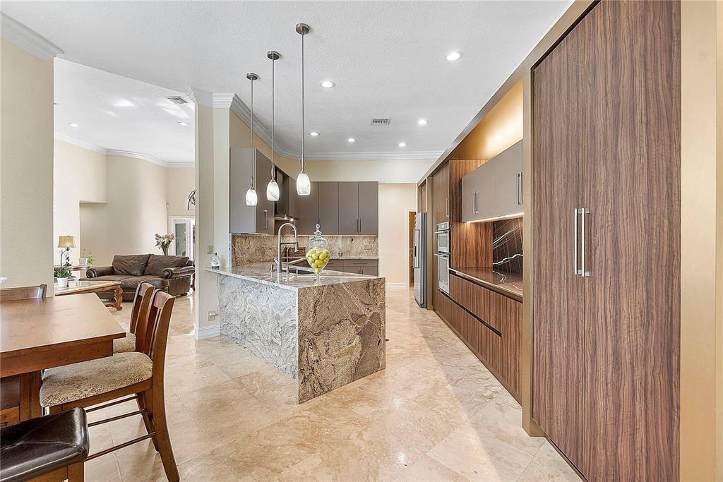 EAGLE POINT - Residential
