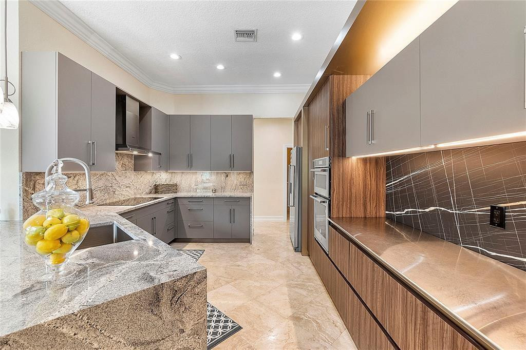 EAGLE POINT - Residential