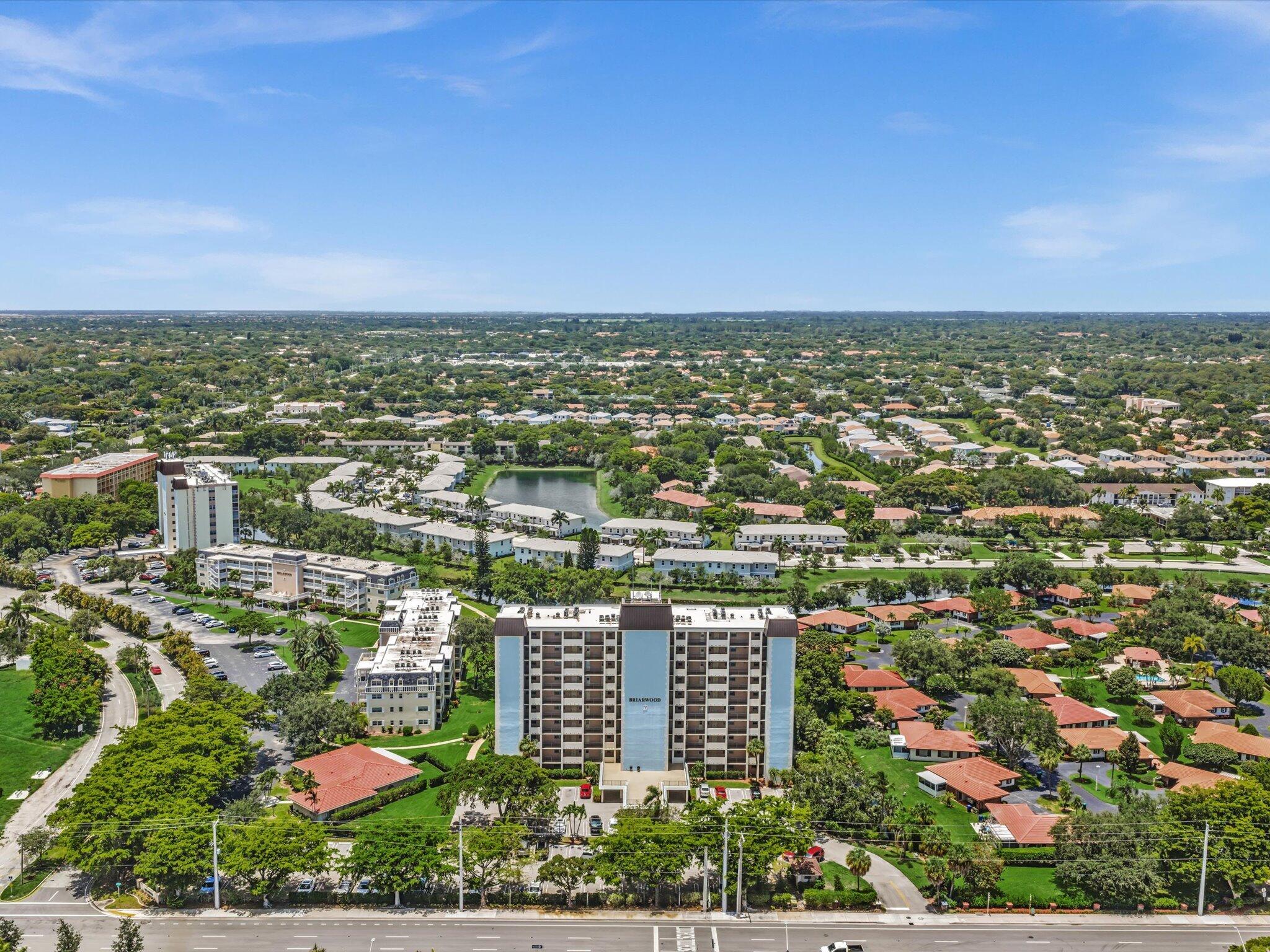 BRIARWOOD CLUB CONDO 4 - Residential