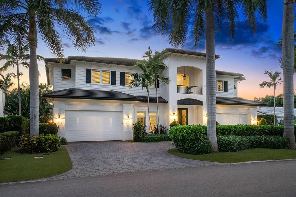 ROYAL PALM YACHT & COUNTRY CLUB - Residential