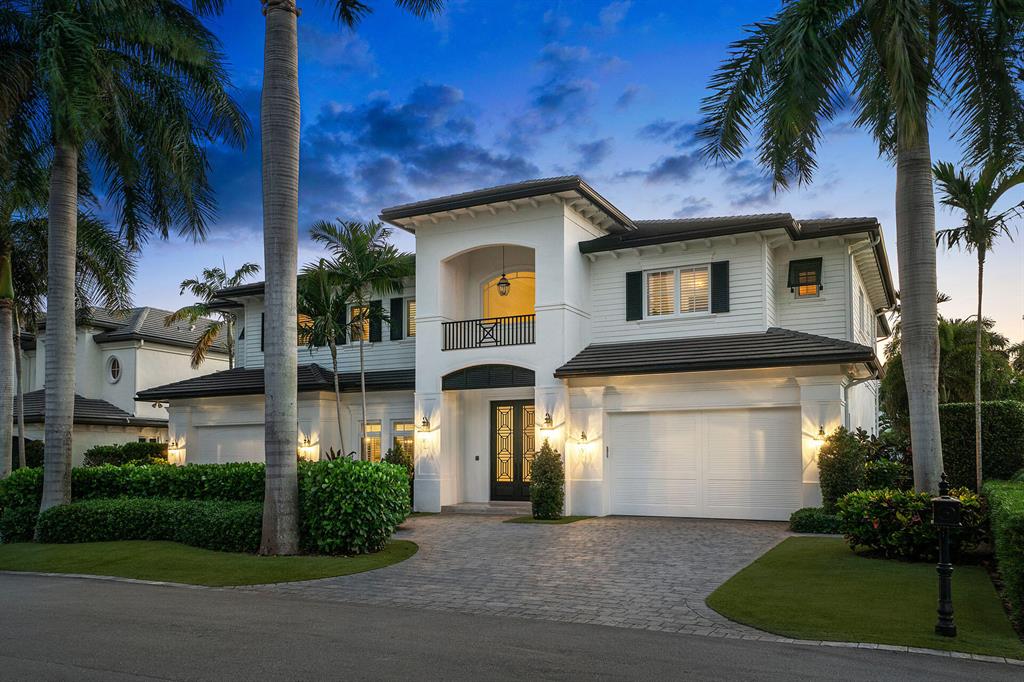 ROYAL PALM YACHT & COUNTRY CLUB - Residential
