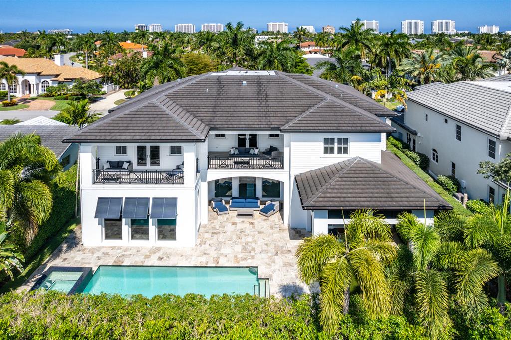 ROYAL PALM YACHT & COUNTRY CLUB - Residential