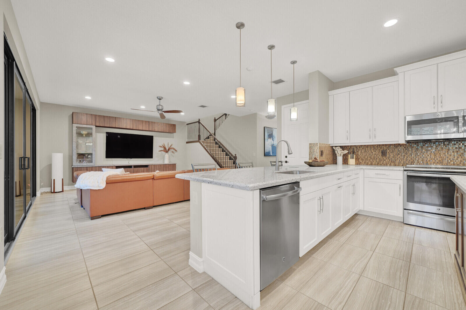 ATLANTIC COMMONS PL 5 - Residential
