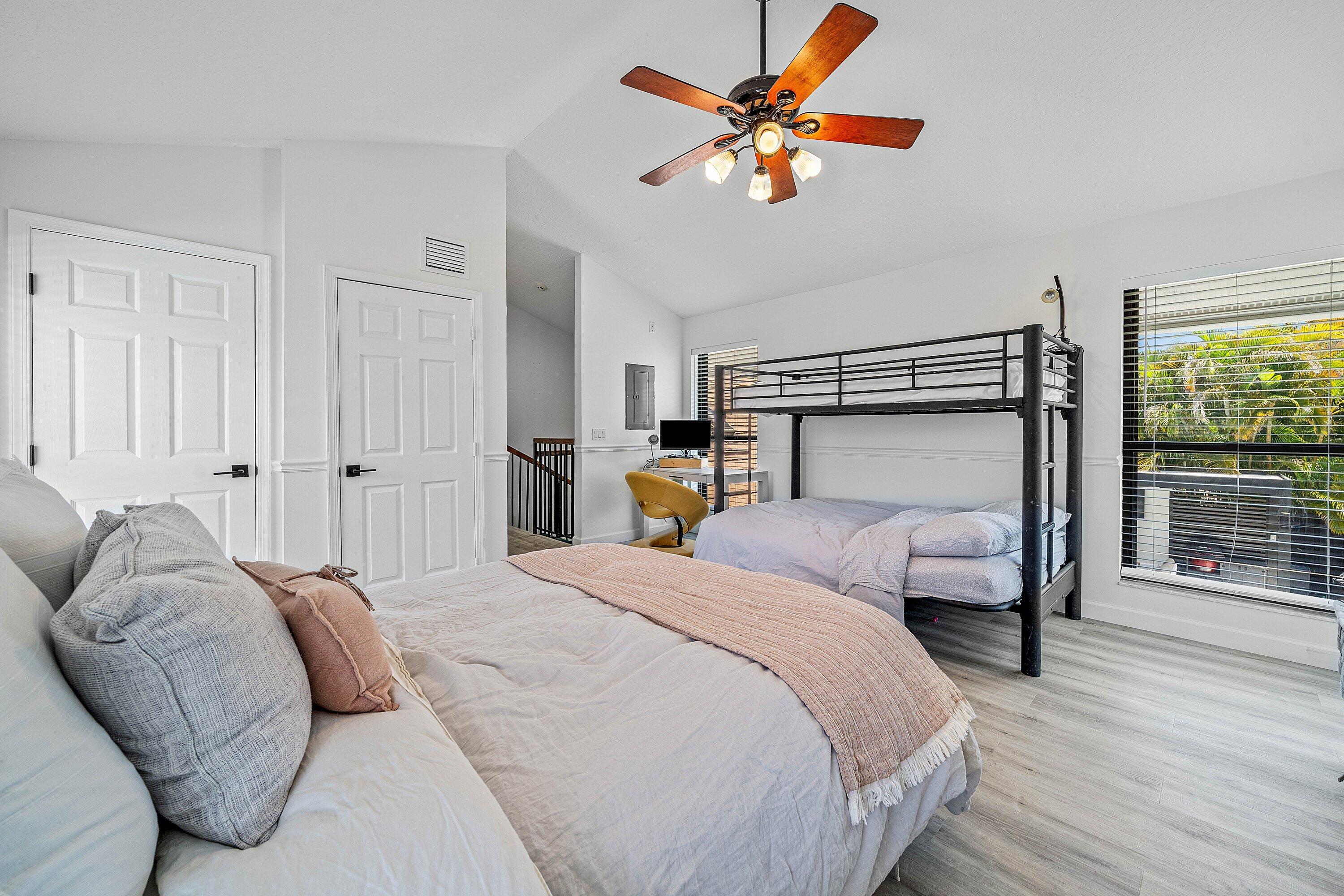 FRENCHMENS LANDING 4 - Residential
