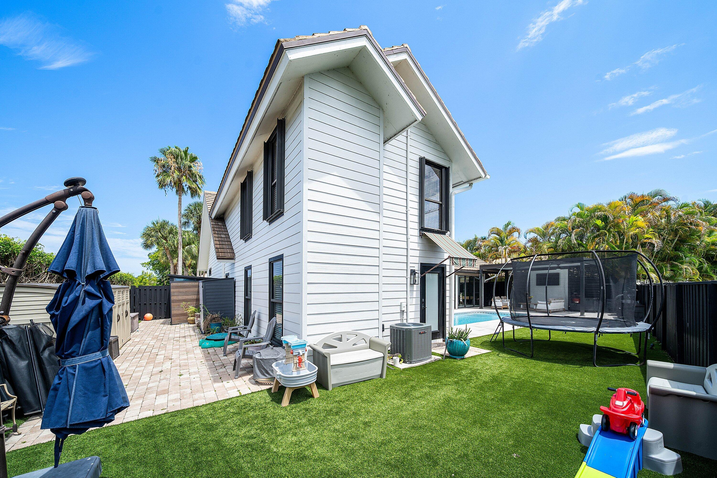 FRENCHMENS LANDING 4 - Residential