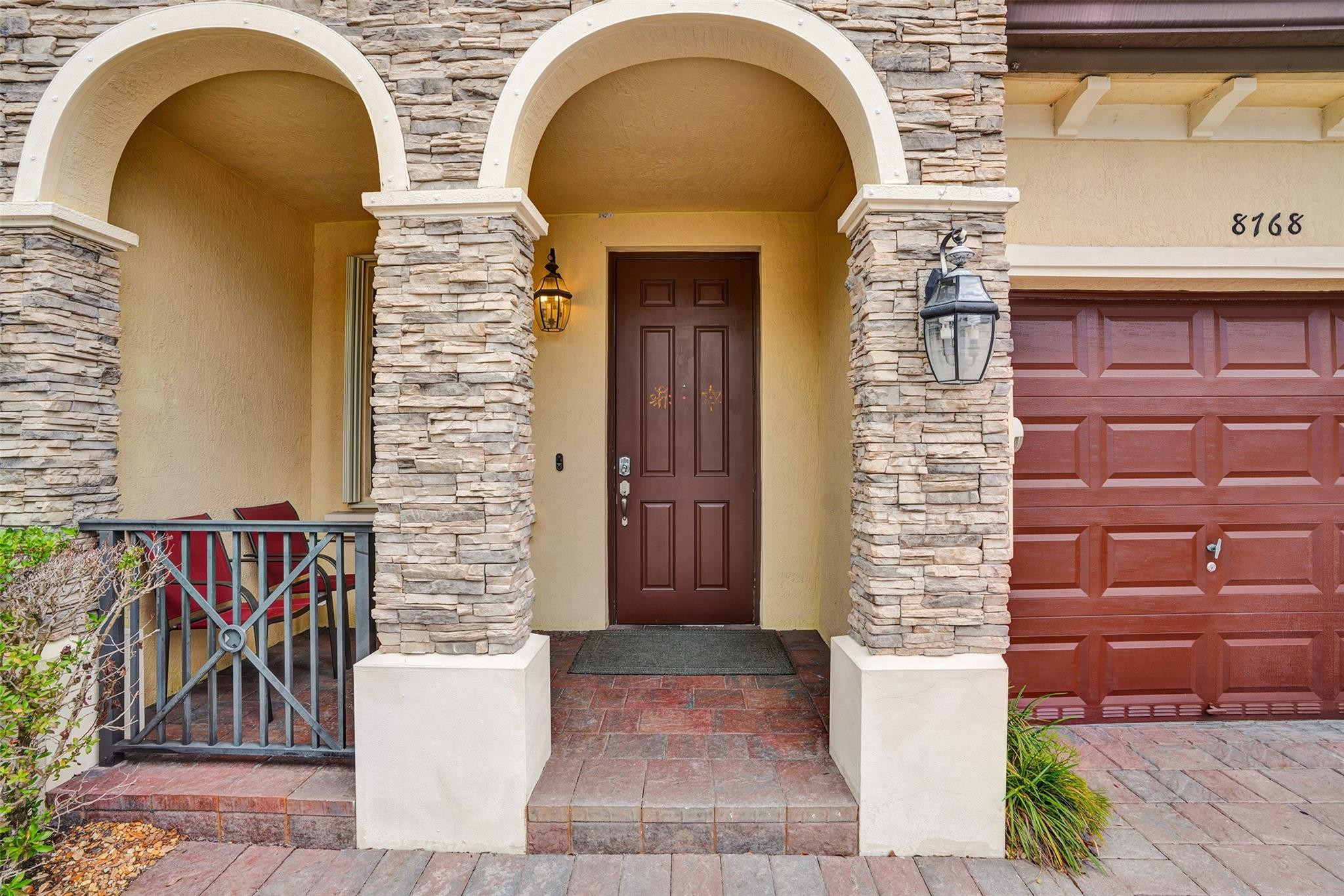 DORAL BREEZE - Residential Lease