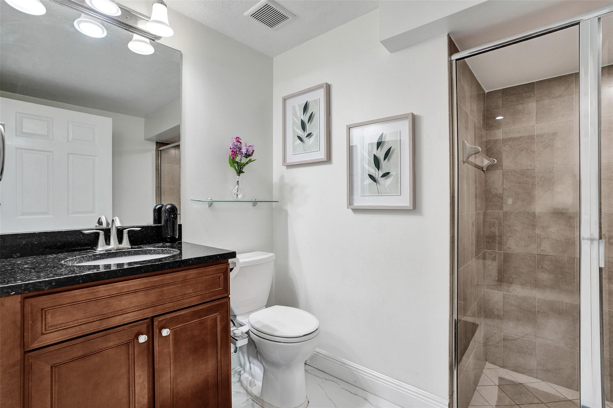DORAL BREEZE - Residential Lease
