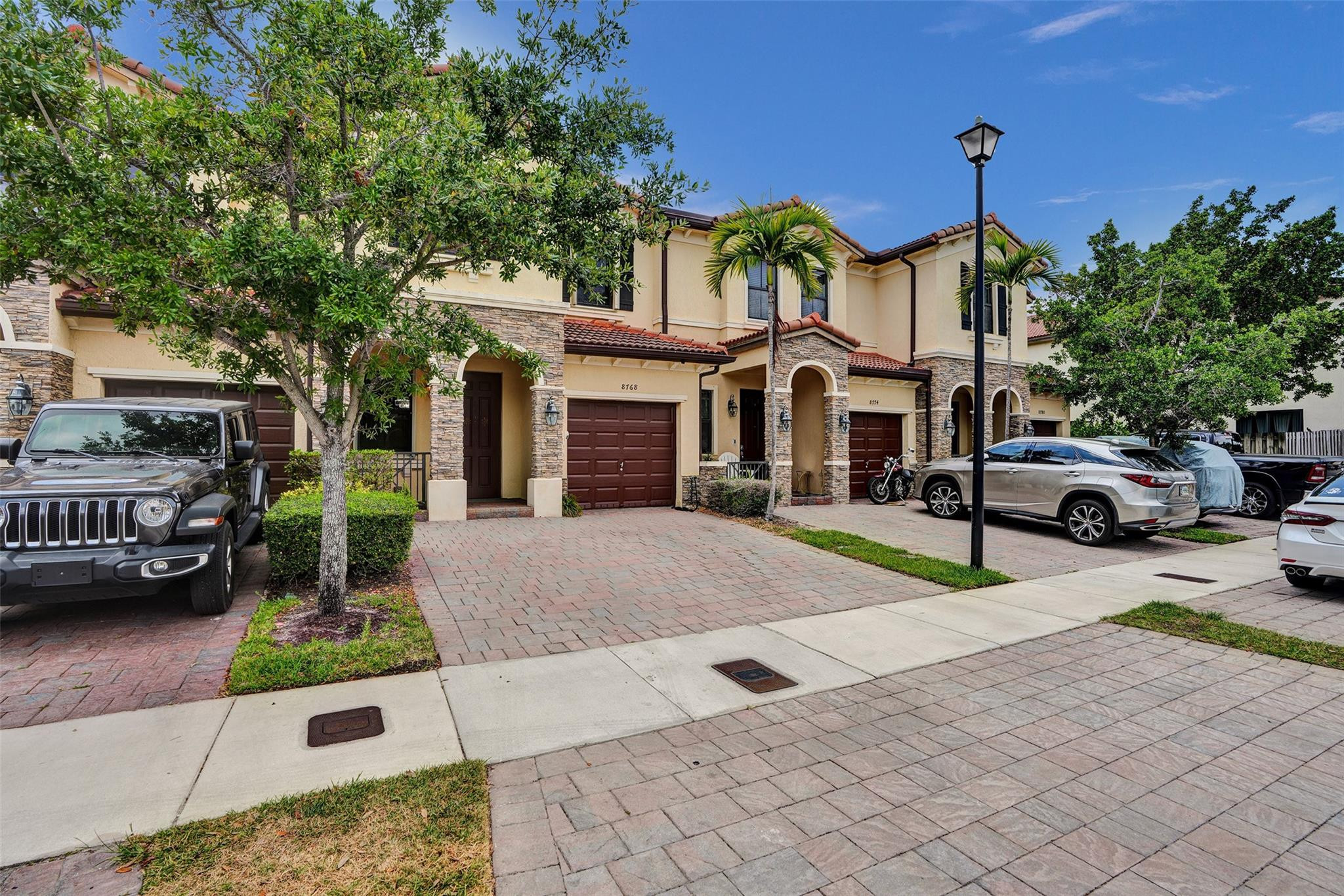 DORAL BREEZE - Residential Lease