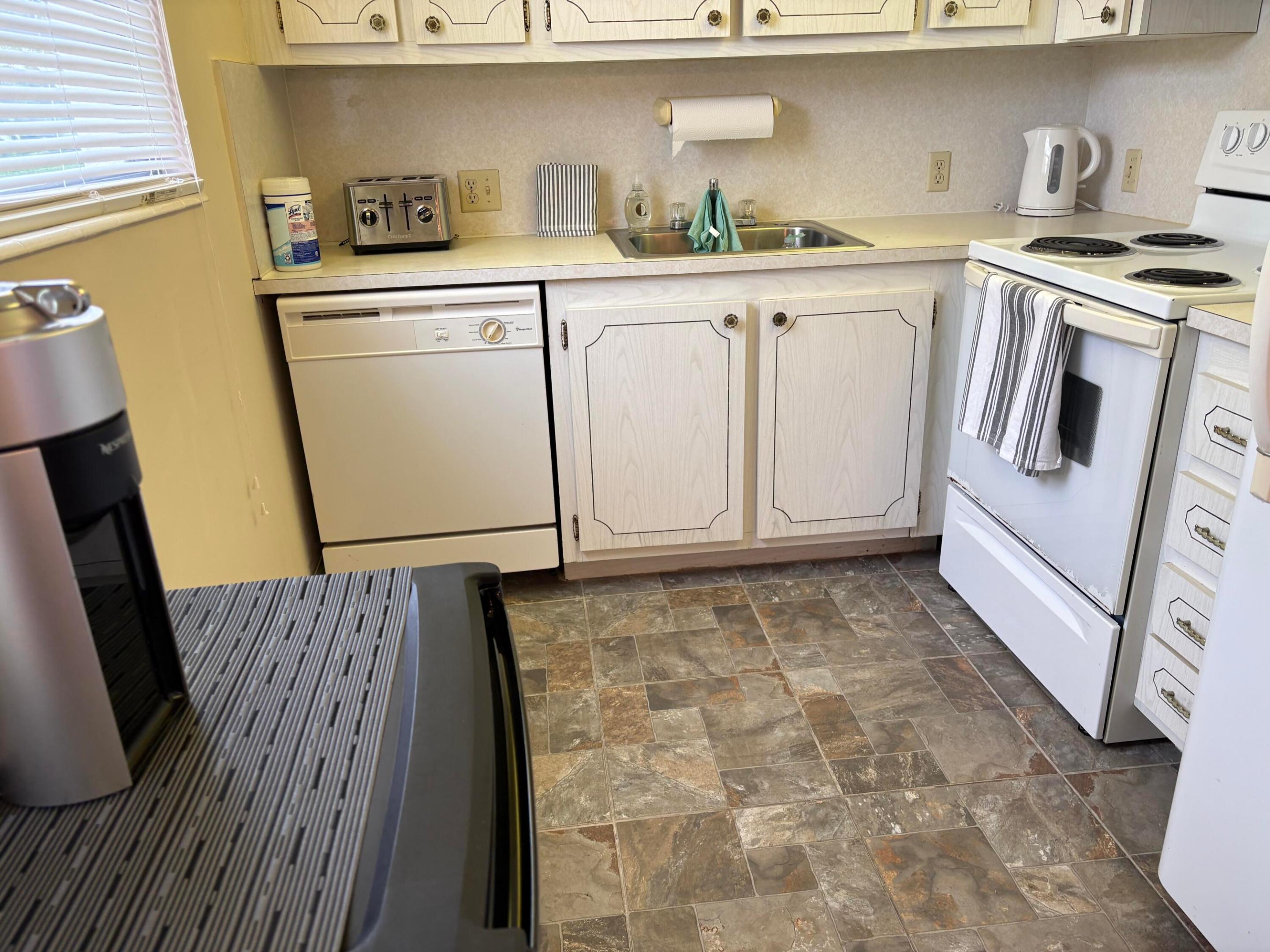 CENTURY VILLAGE/ PRESTON - Residential