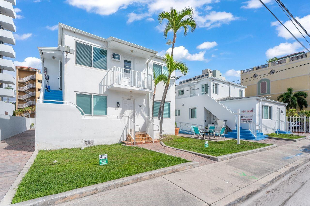 Hollywood Beach 1-27 B - Residential Lease