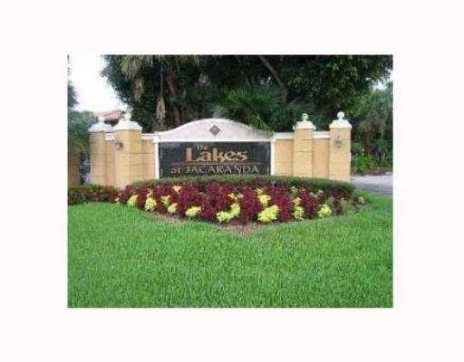 KITCHEN WITH GRANITE TOP, WASHER, AND DRYER IN UNIT. GREAT ENVIRONMENT. ACROSS THE STREET FROM CENTRAL PARK ELEM, PUBLIX, AND WINN-DIXIE. CLOSE TO SAWGRASS MILL, 595 AND 75. RESORT-STYLE CONDO WITH POOLS, SPA, TENNIS, FITNESS ROOMS, CLUBHOUSE, AND MORE.2Bed/2Bath, , 1st FLOOR, OPEN BALCONY, UPGRADED, TILE FLOORS, AVLABLE 8/1/26