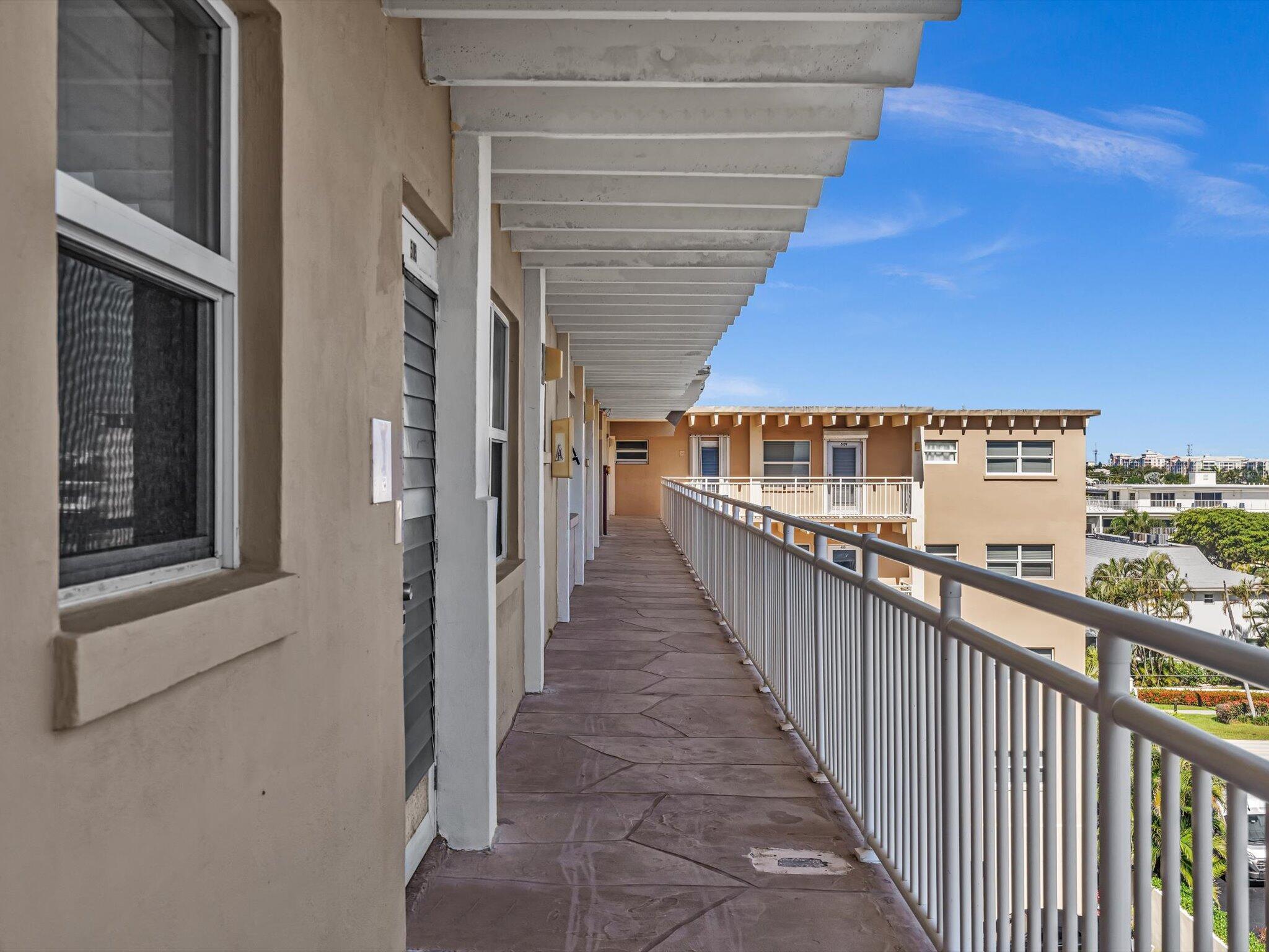 IMPERIAL HOUSE INC - Residential