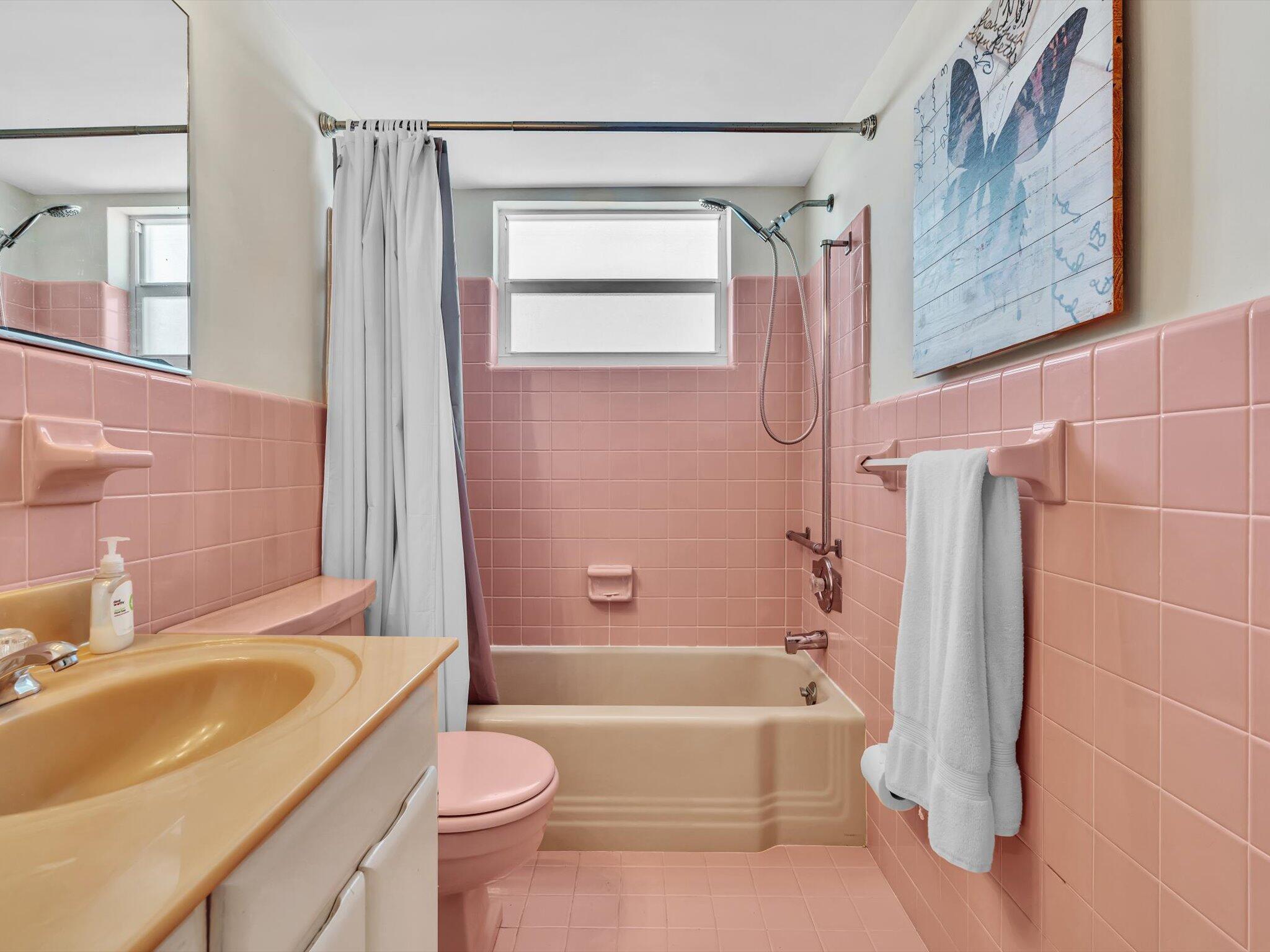 IMPERIAL HOUSE INC - Residential