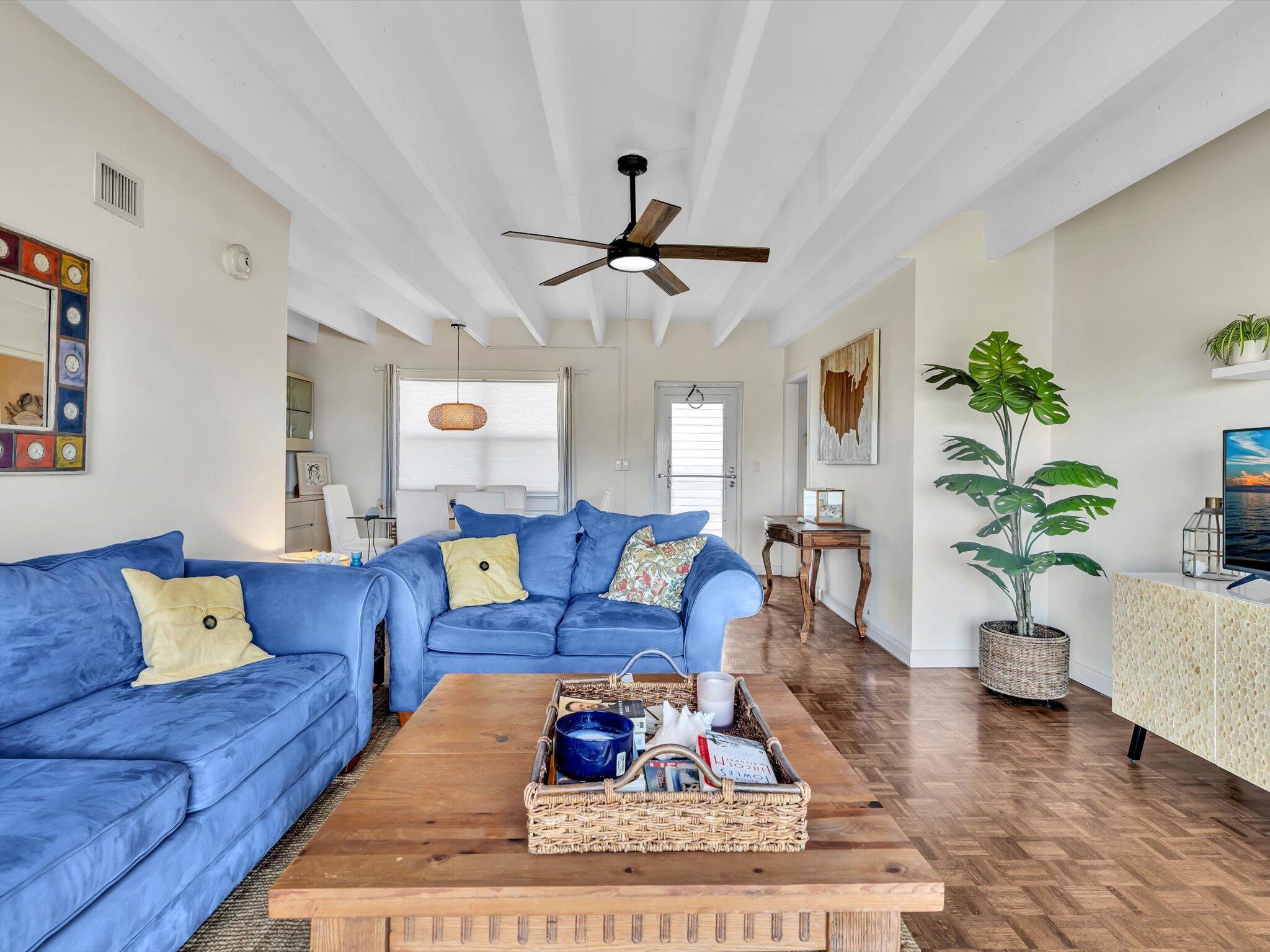 IMPERIAL HOUSE INC - Residential