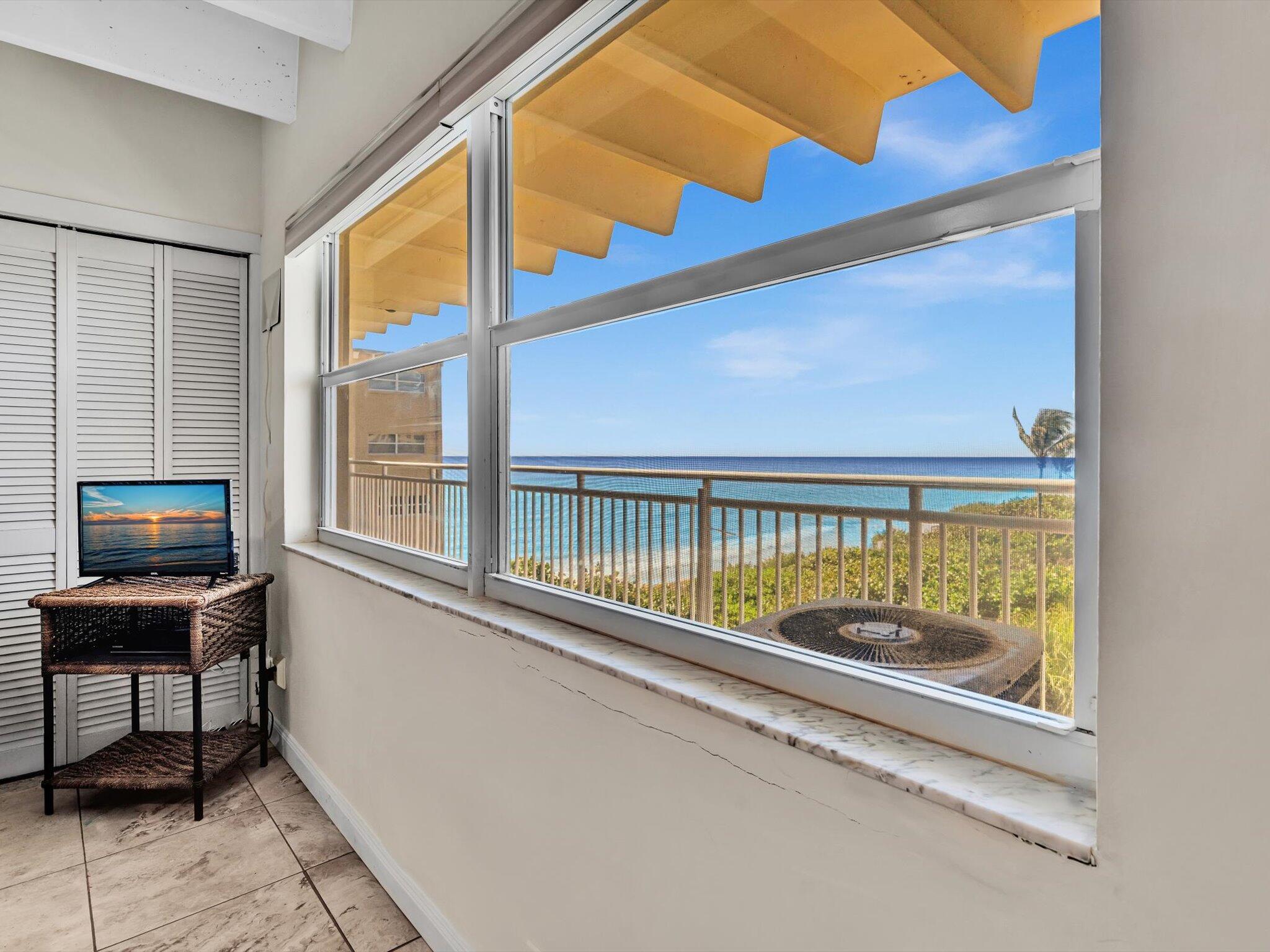 IMPERIAL HOUSE INC - Residential