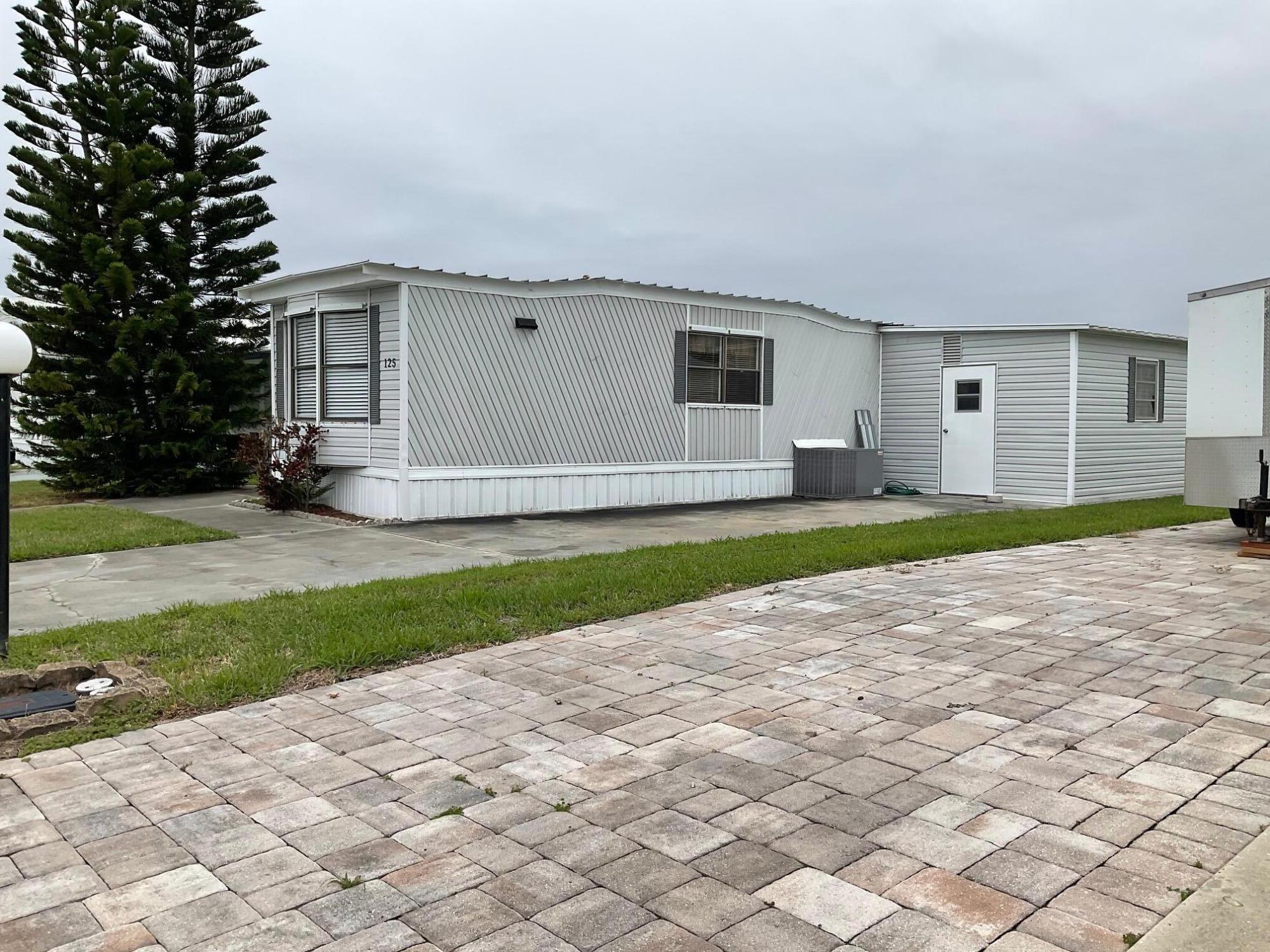 OASIS VILLAGE - Residential