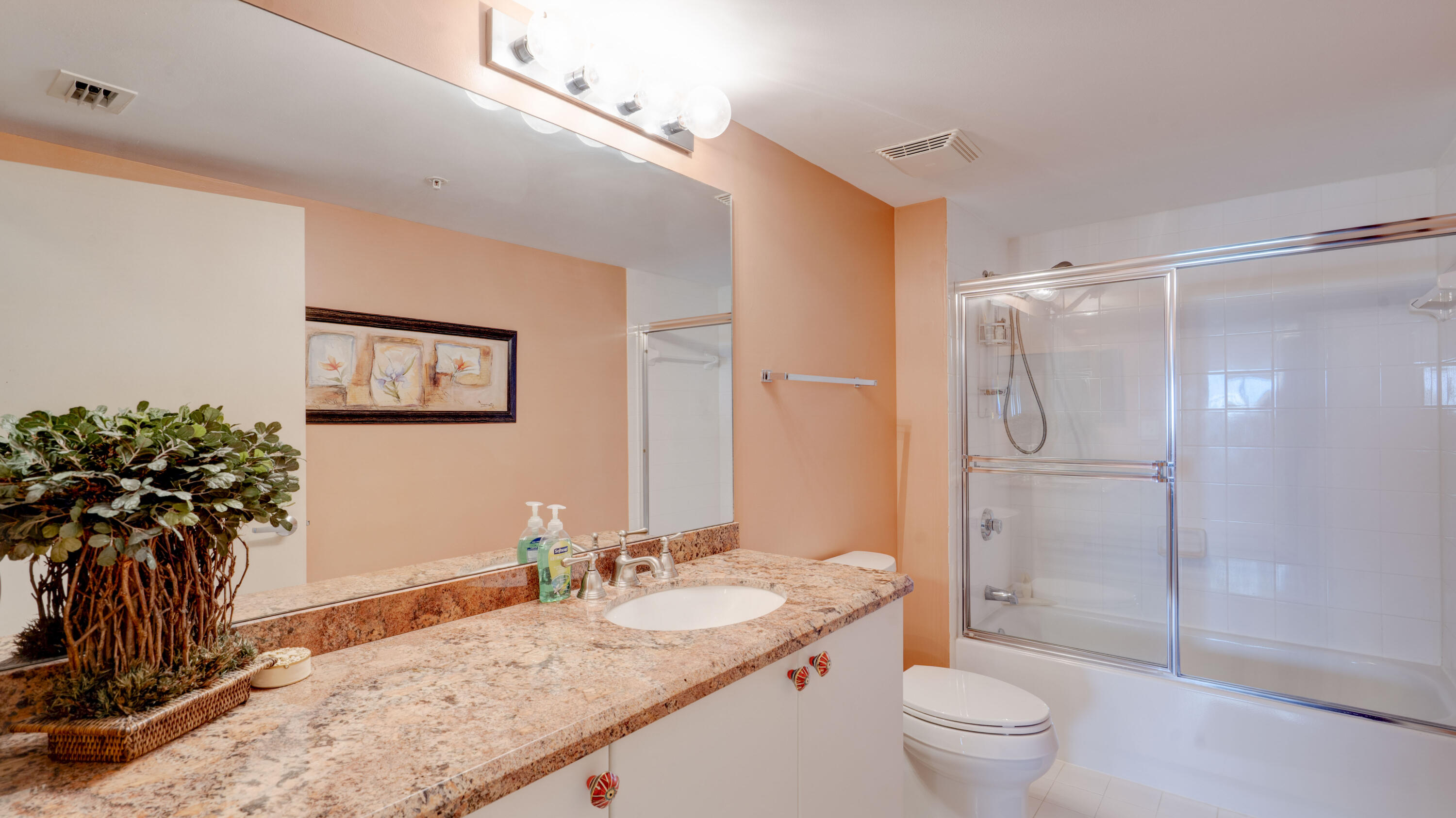 TIDES AT BRIDGESIDE SQUARE - Residential