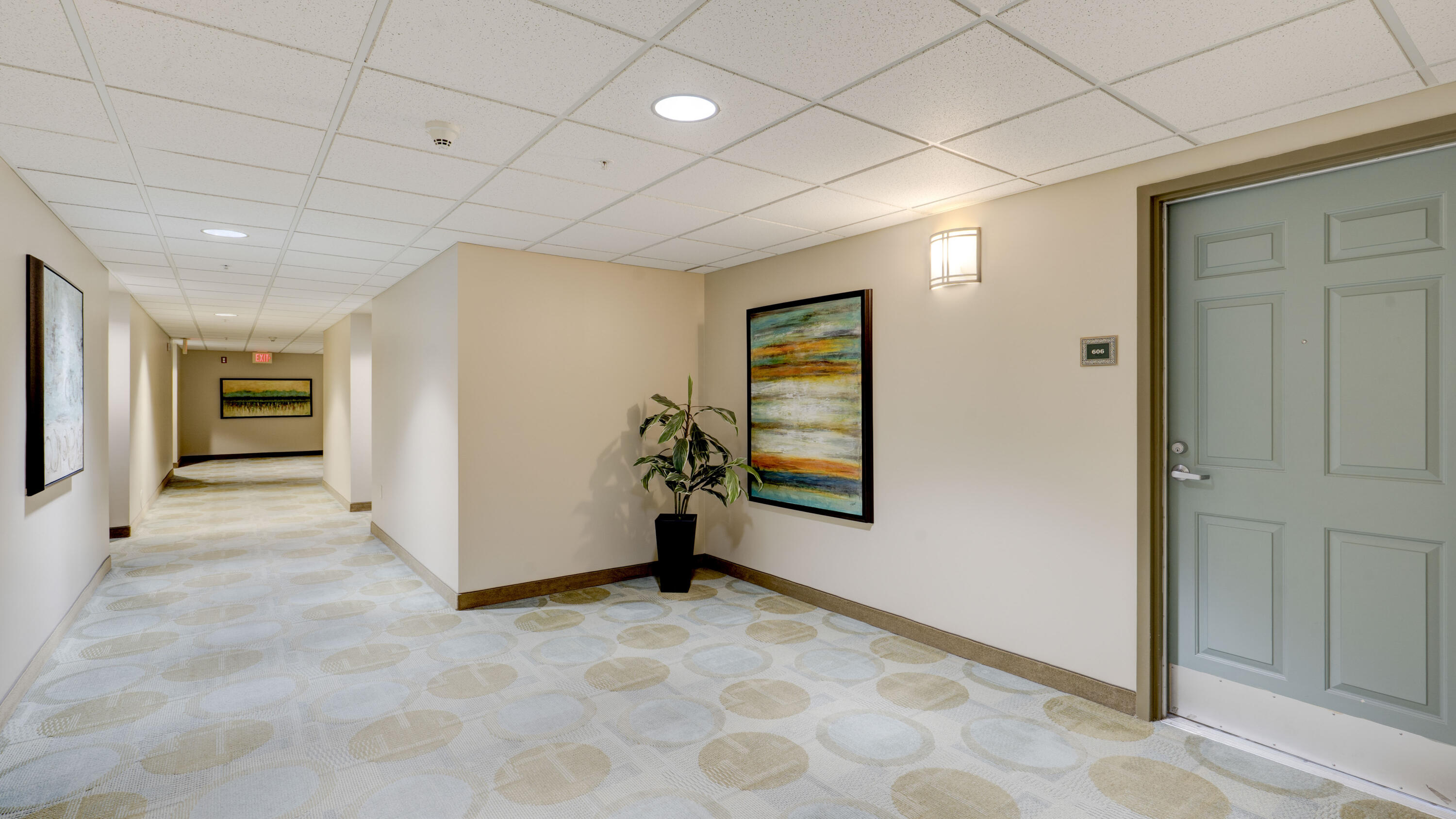 TIDES AT BRIDGESIDE SQUARE - Residential