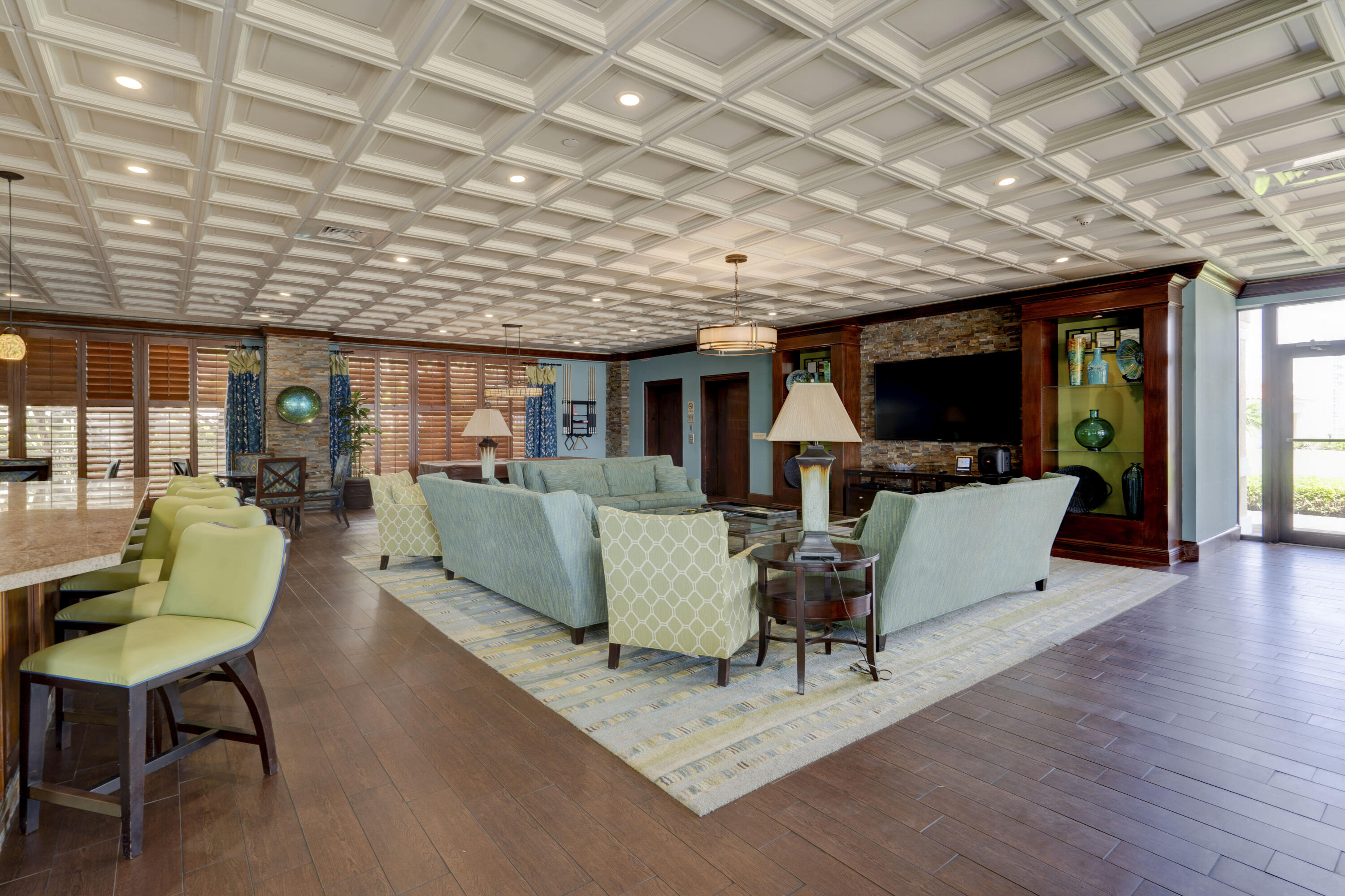TIDES AT BRIDGESIDE SQUARE - Residential