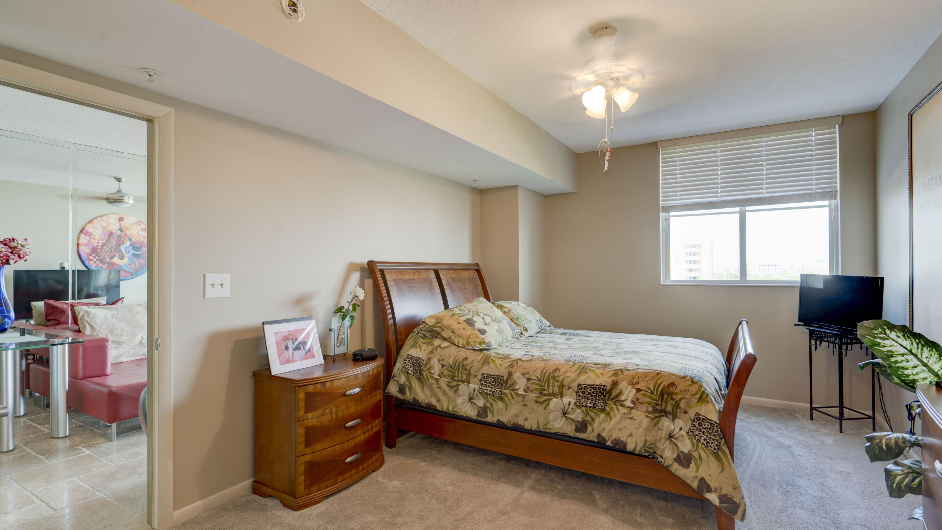 TIDES AT BRIDGESIDE SQUARE - Residential