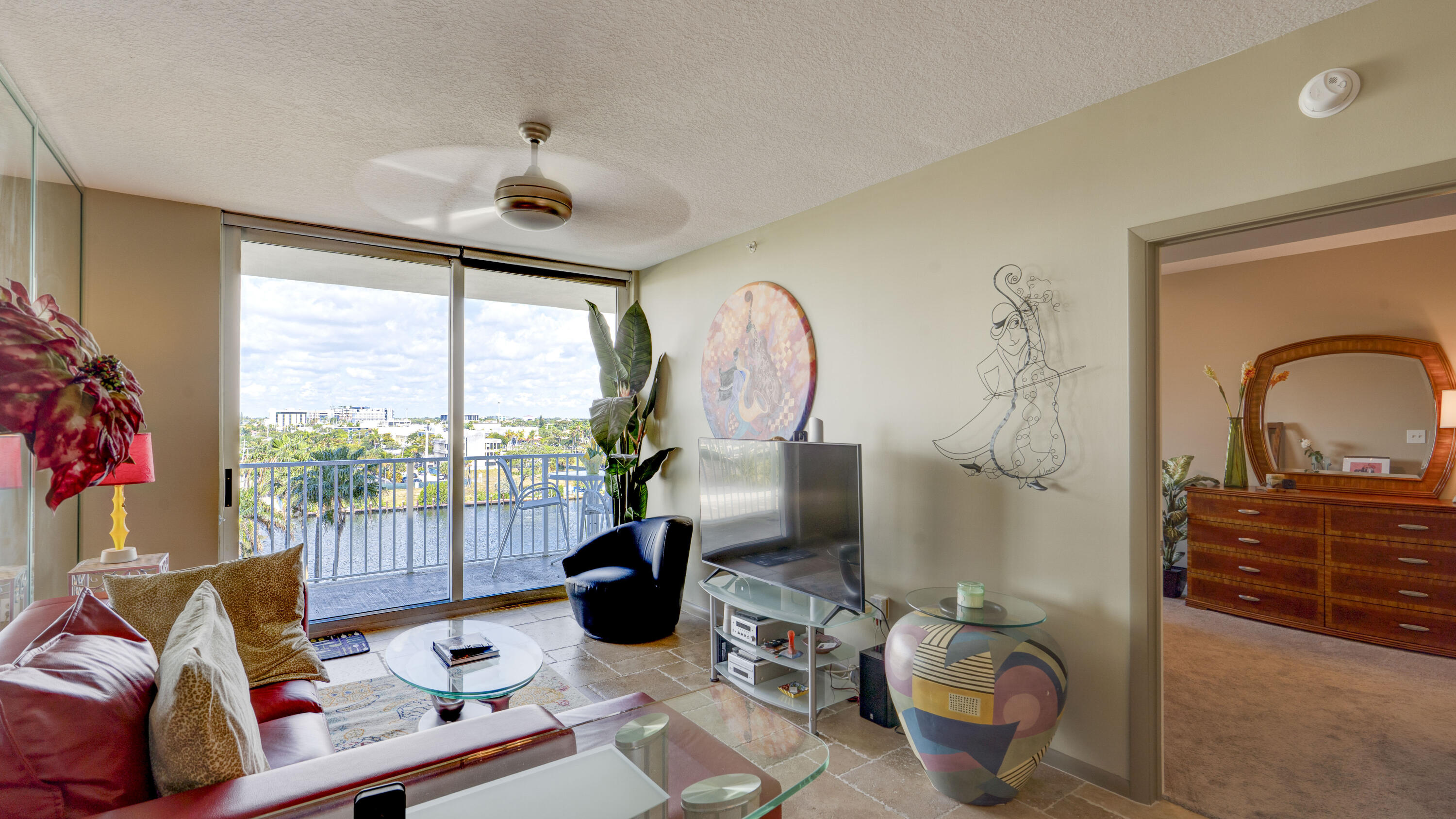 TIDES AT BRIDGESIDE SQUARE - Residential