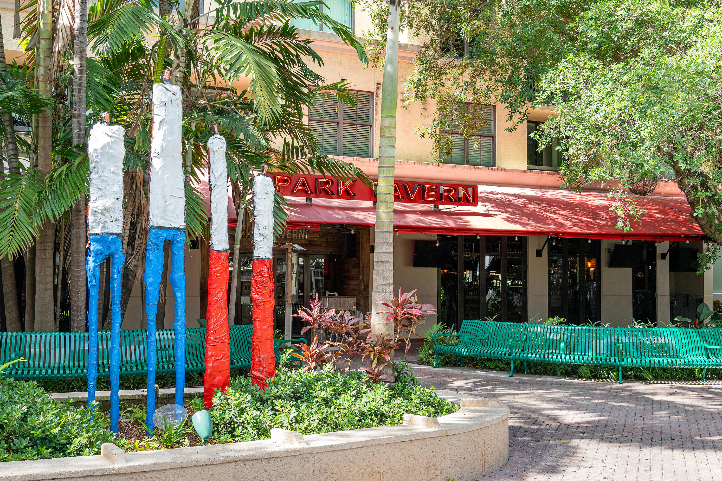 BANKER'S ROW AT OSSHAD - Residential