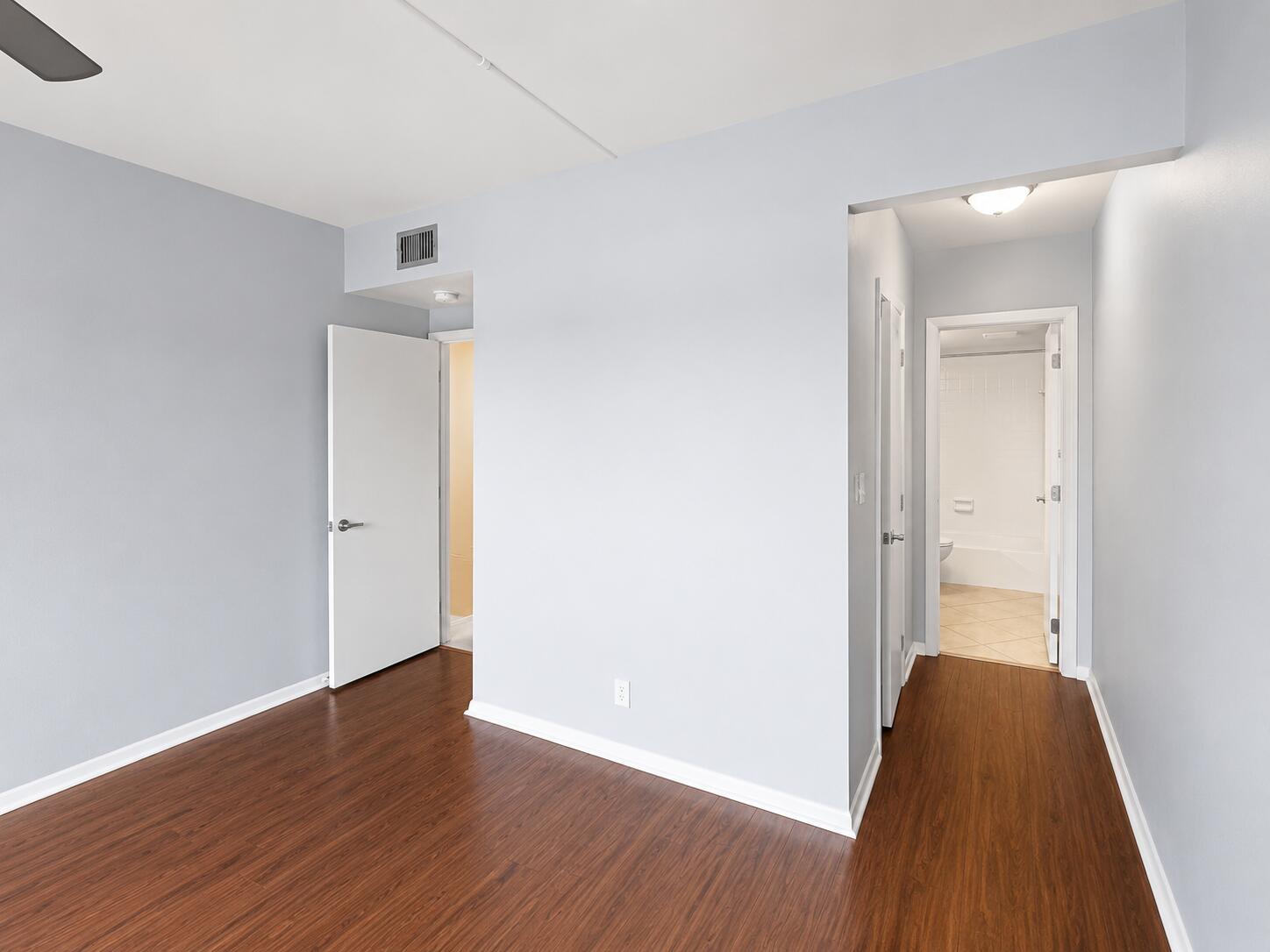 LADO DEL RIO CONDO - Residential Lease