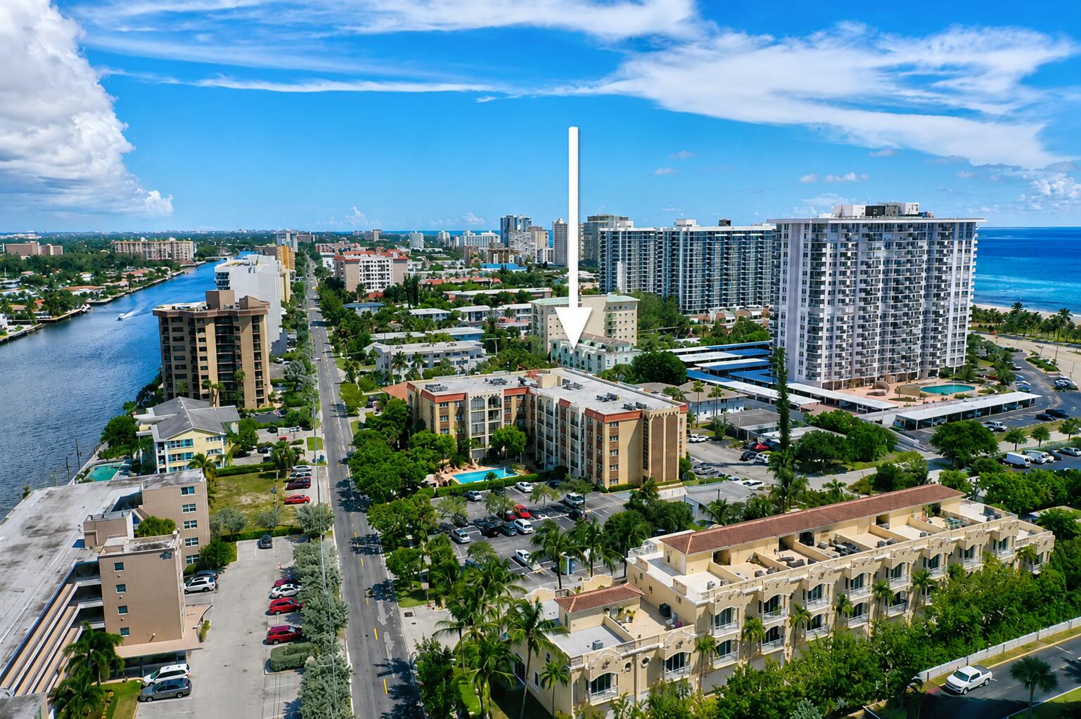LADO DEL RIO CONDO - Residential Lease