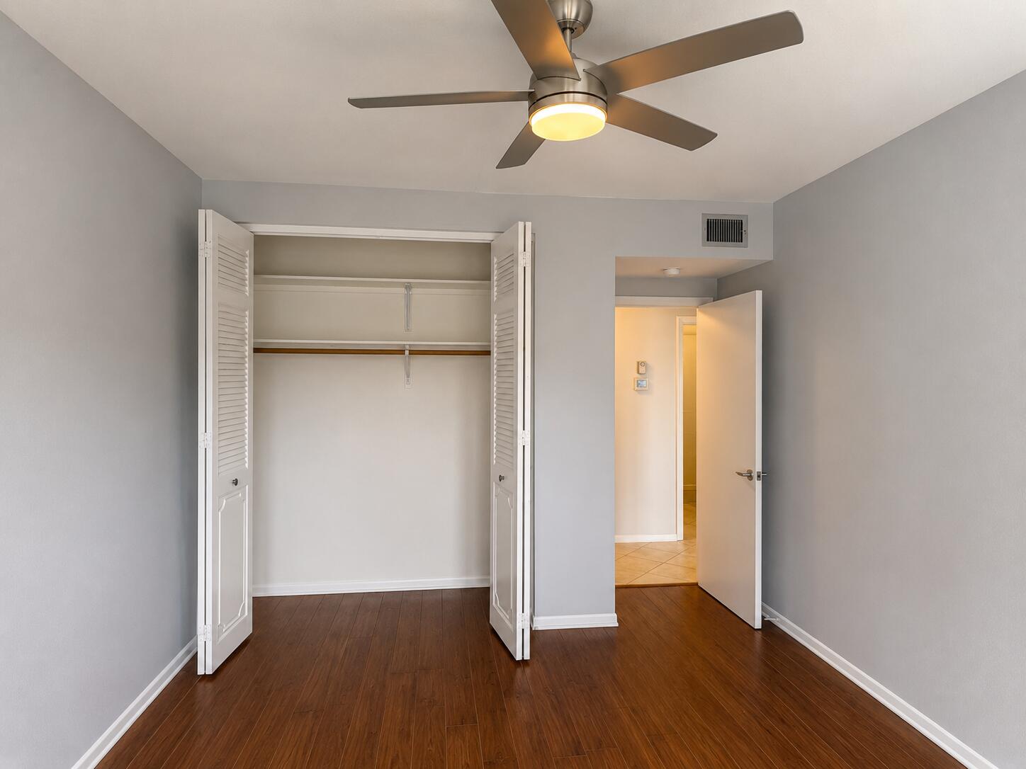 LADO DEL RIO CONDO - Residential Lease