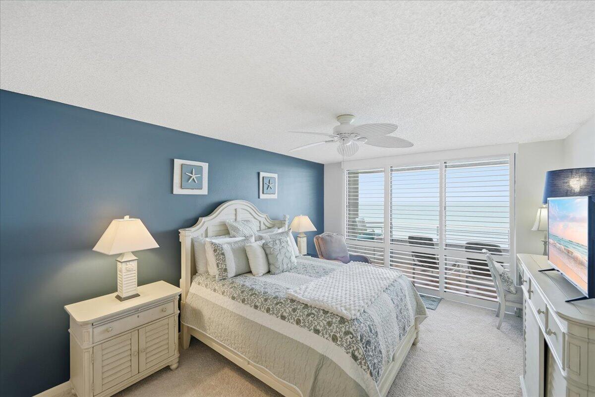 MIRAMAR ROYALE - Residential