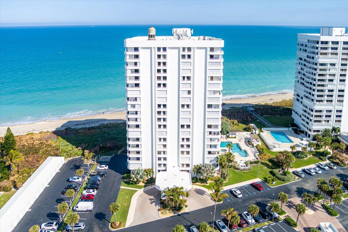 MIRAMAR ROYALE - Residential