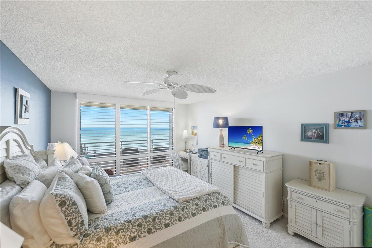 MIRAMAR ROYALE - Residential