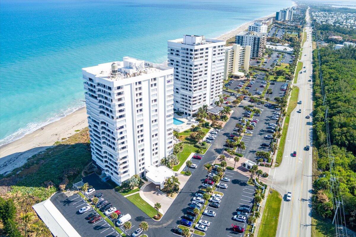 MIRAMAR ROYALE - Residential