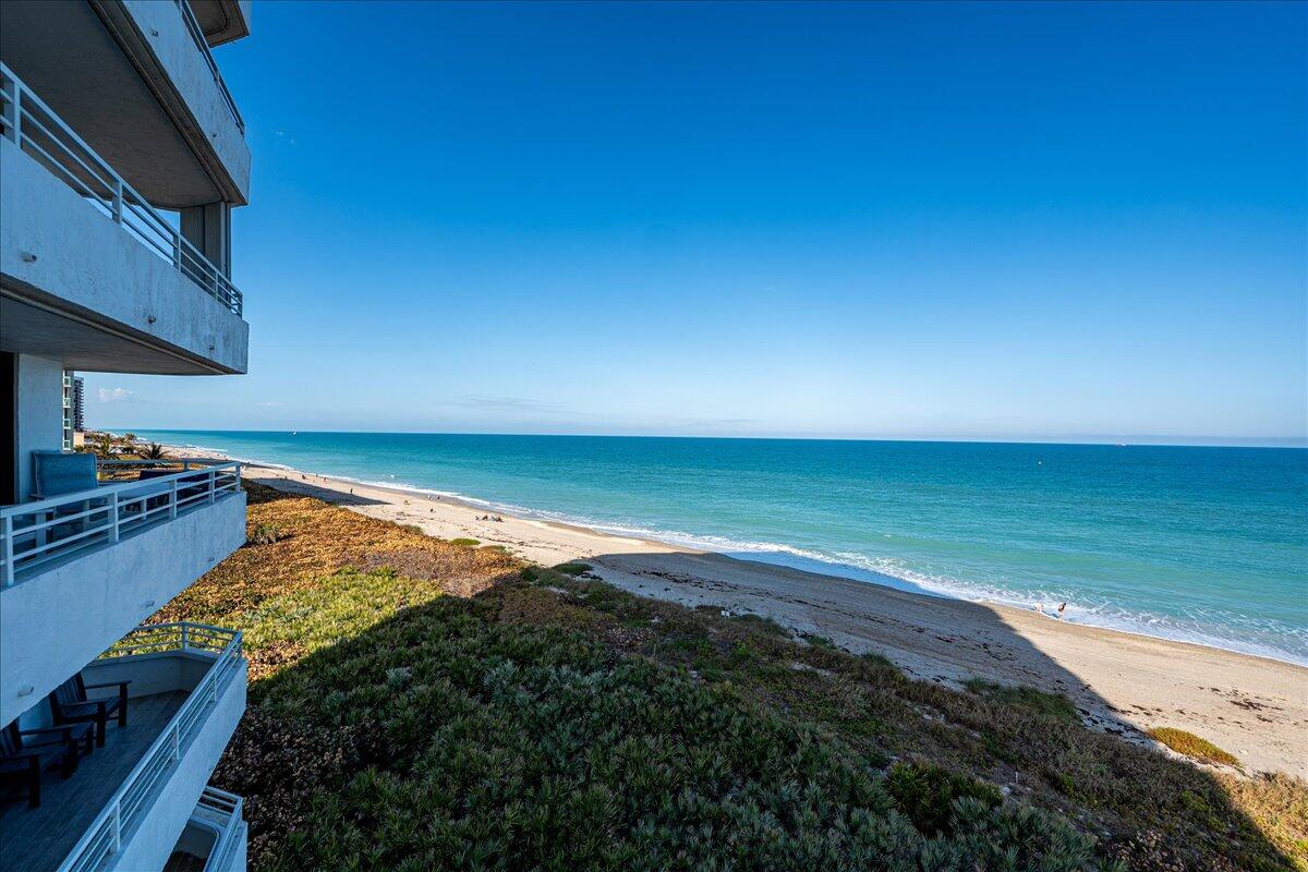 MIRAMAR ROYALE - Residential
