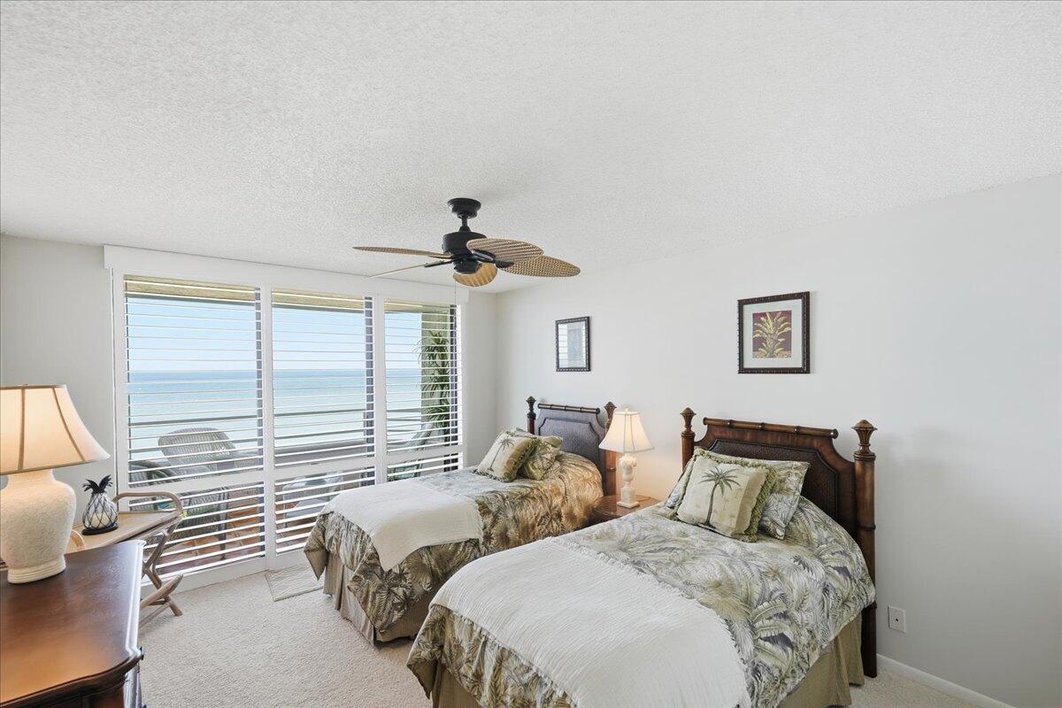 MIRAMAR ROYALE - Residential