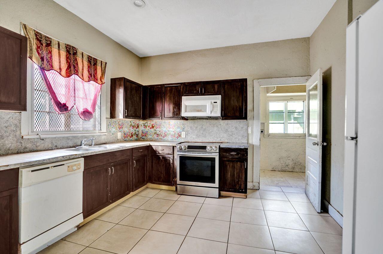 NORTHWOOD ADD - Residential Income