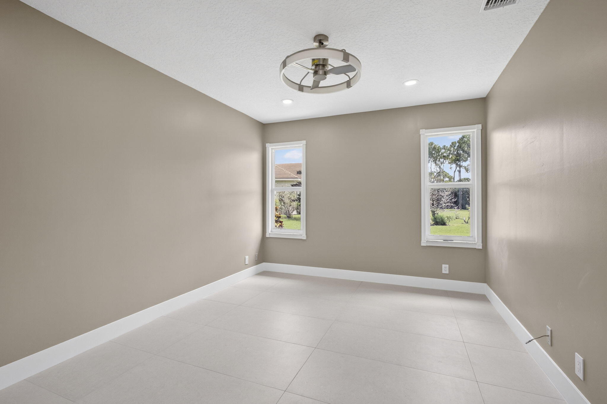 STONEWAL ESTATES - Residential