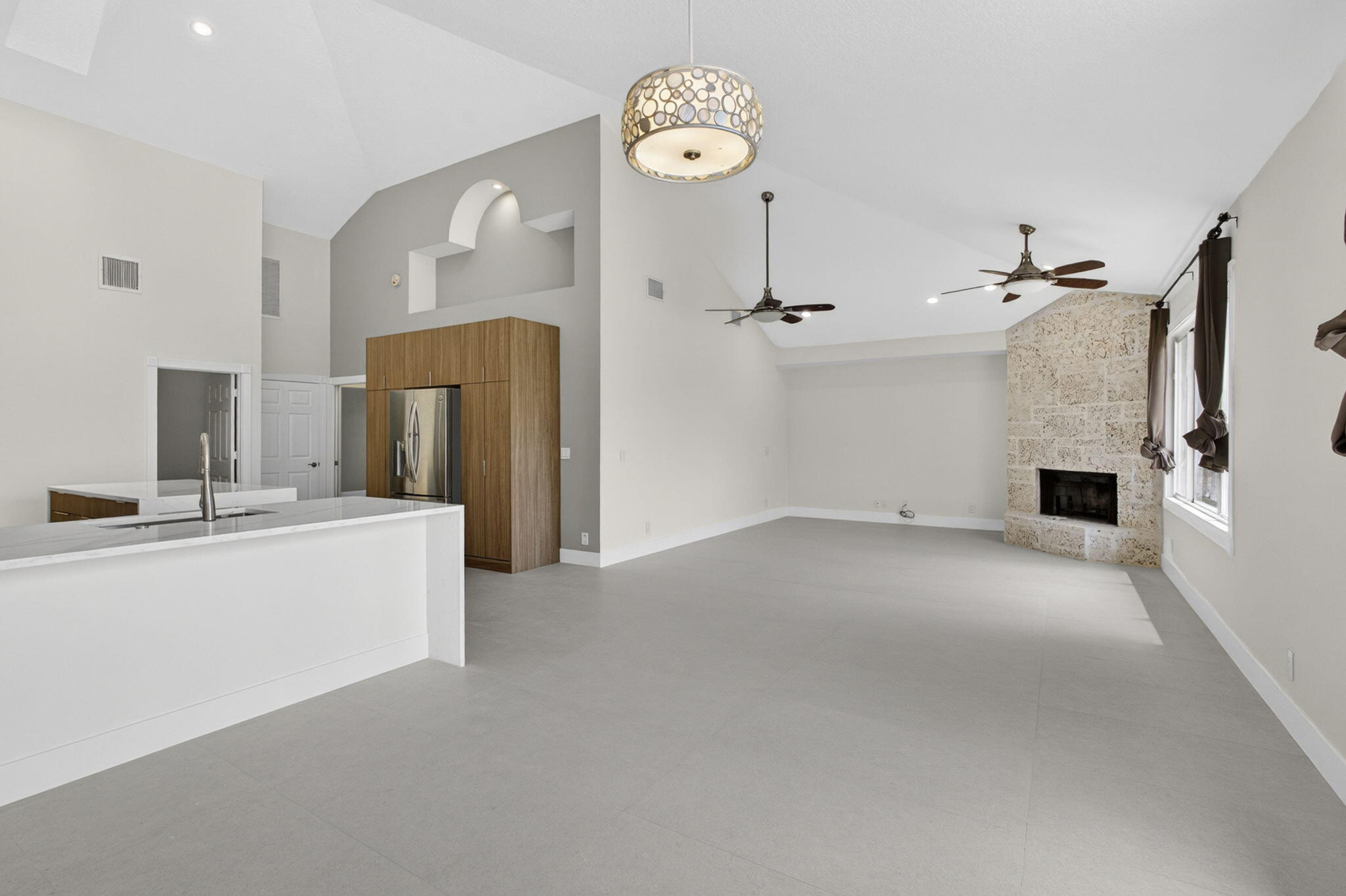 STONEWAL ESTATES - Residential